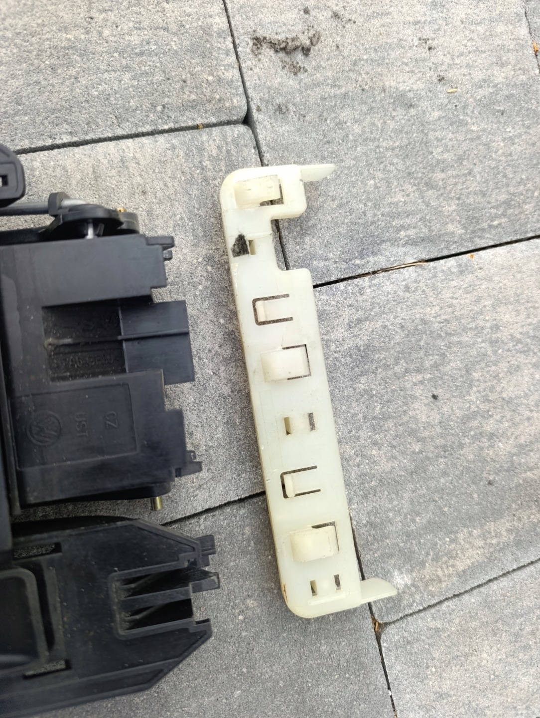 VW T5 handle handle bonnet POKRYWY boot rear part inner 7H0829309C KOMPL