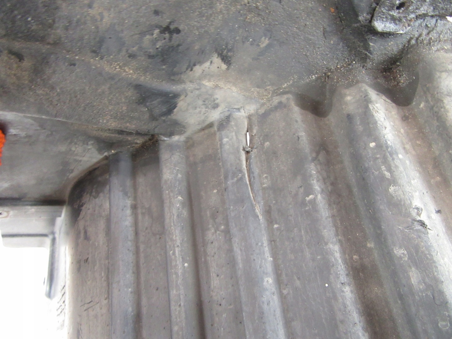 podblatník předek pravé kryt kola BMW e60 e61