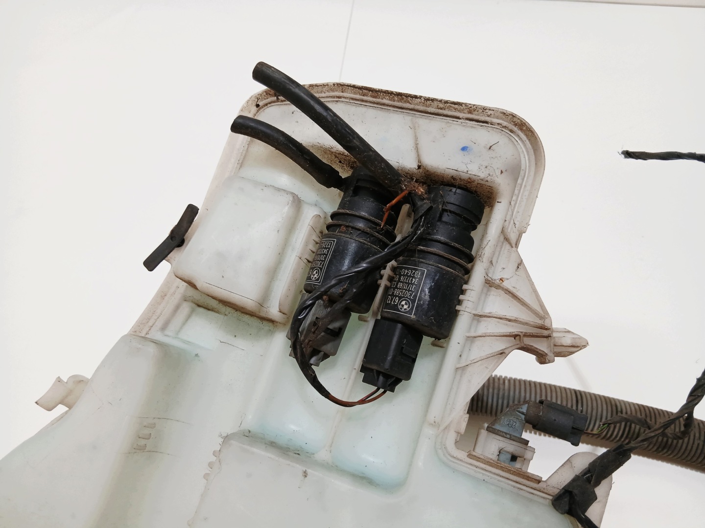 serbatoio LIQUIDO LAVAFARI BMW X1 E84 OE (24235035)