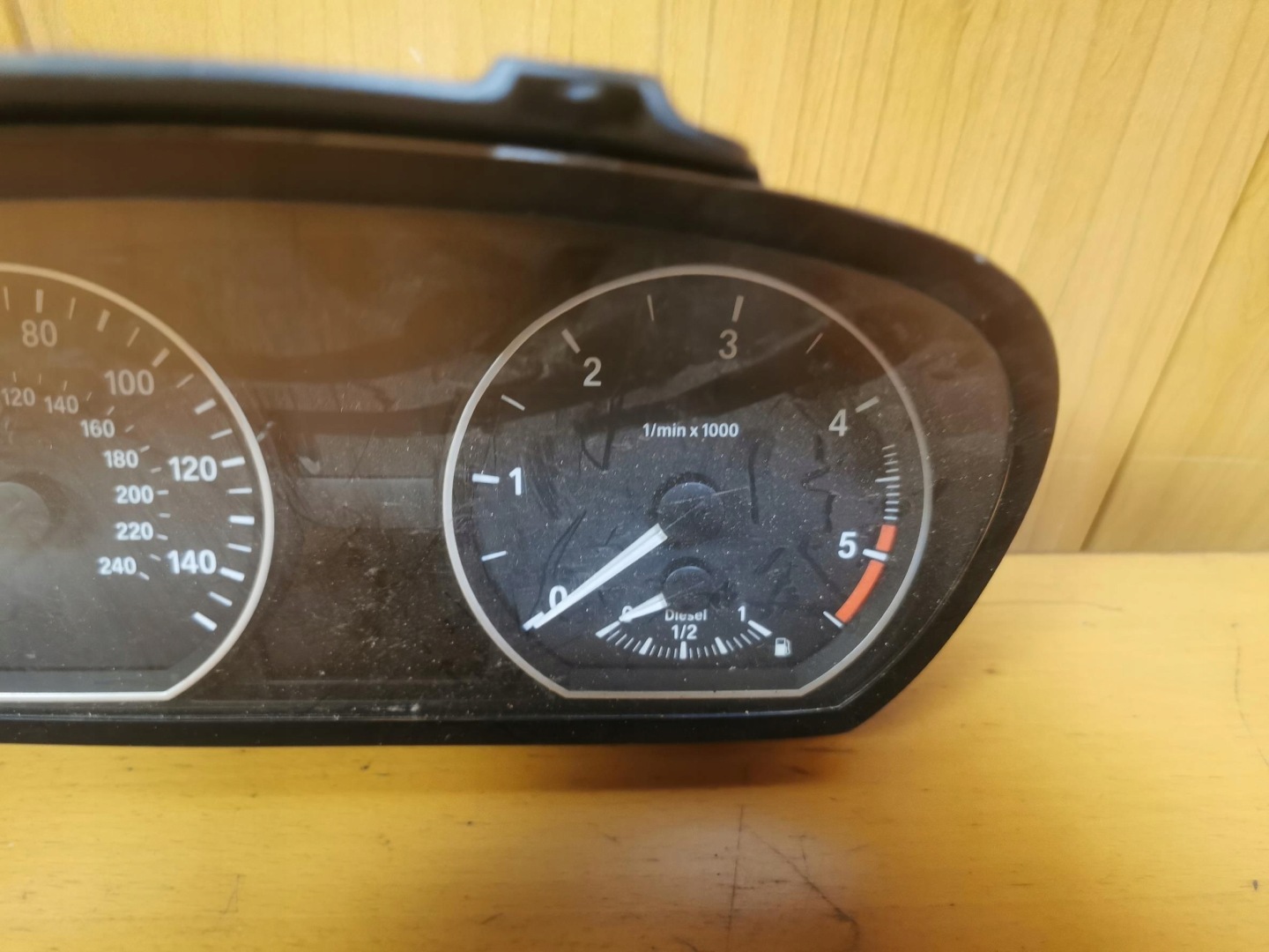 dials dials BMW SERIA 1 E82 E88 2.0D 9242333-01