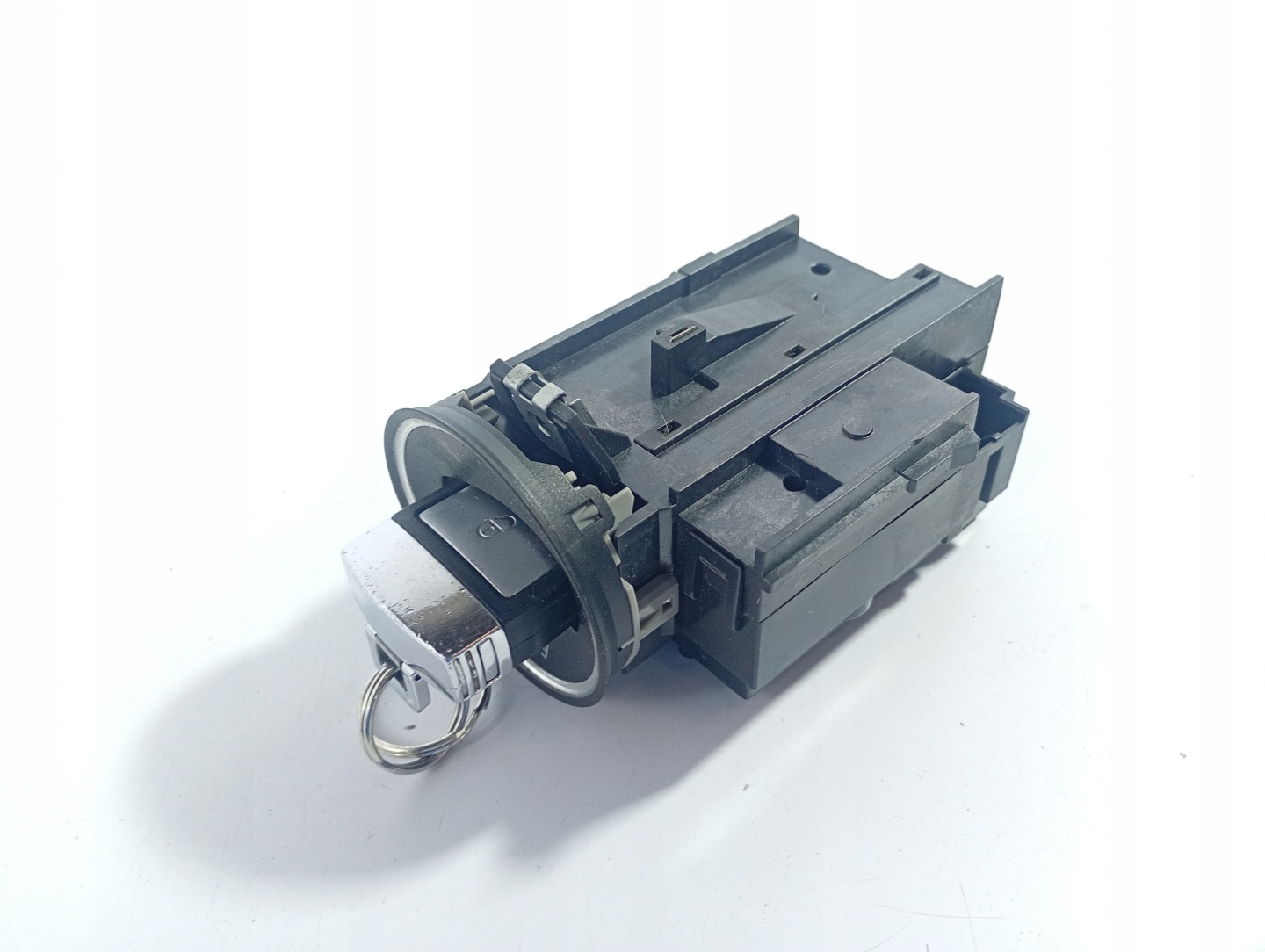 ignition Z KLUCZYKIEM OE 3C0905843 VW Passat B6 05-10