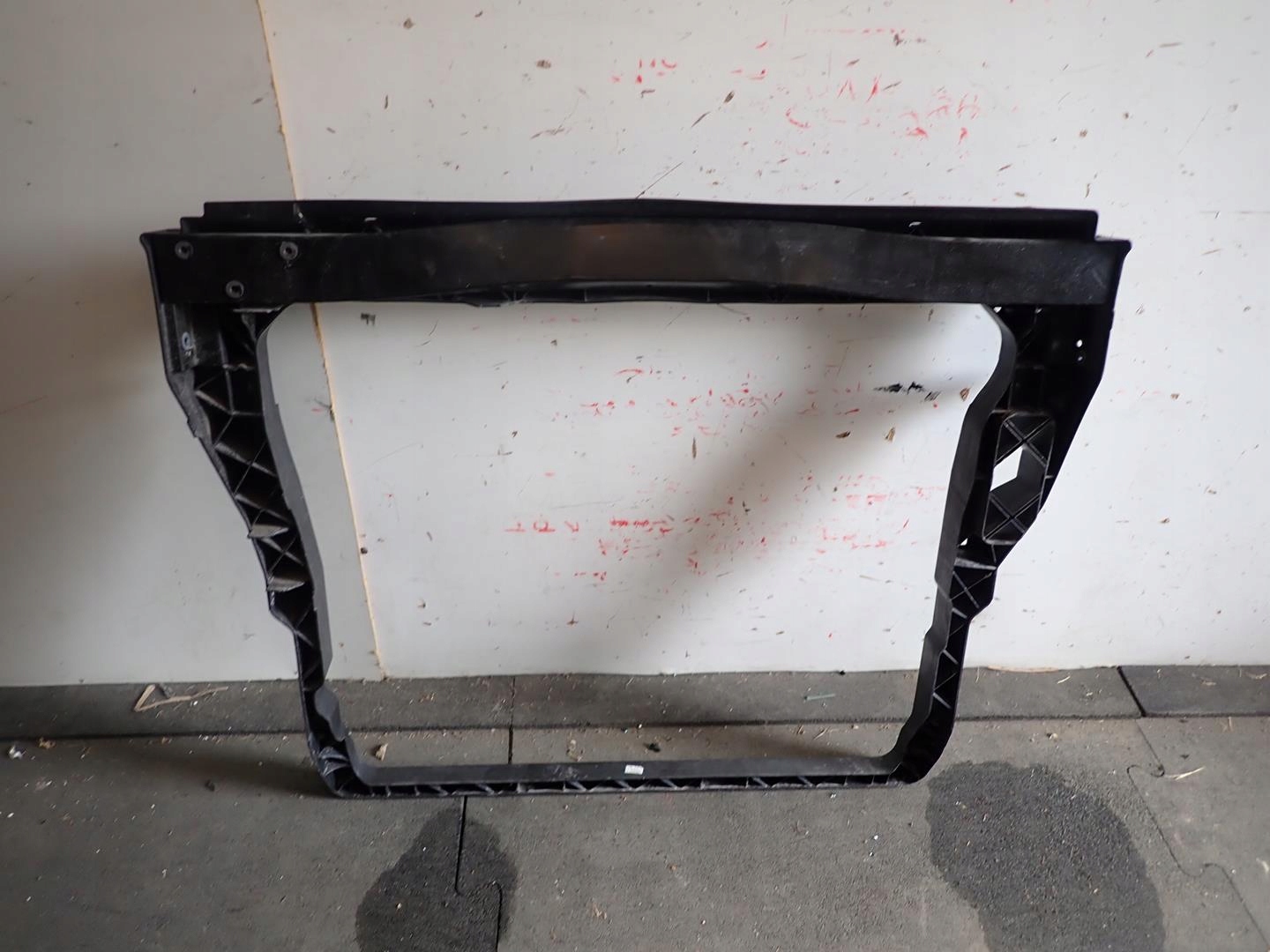 support panel for radiators VW CRAFTER II 2017- 7C0