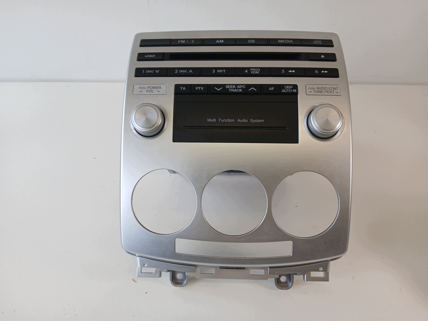 MAZDA 5 CR et RADIO Fabrique CD CC9366AR0