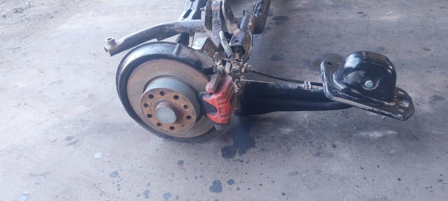 complete sususpension sider axle beam rear part AUDI A3 8P HB 3D