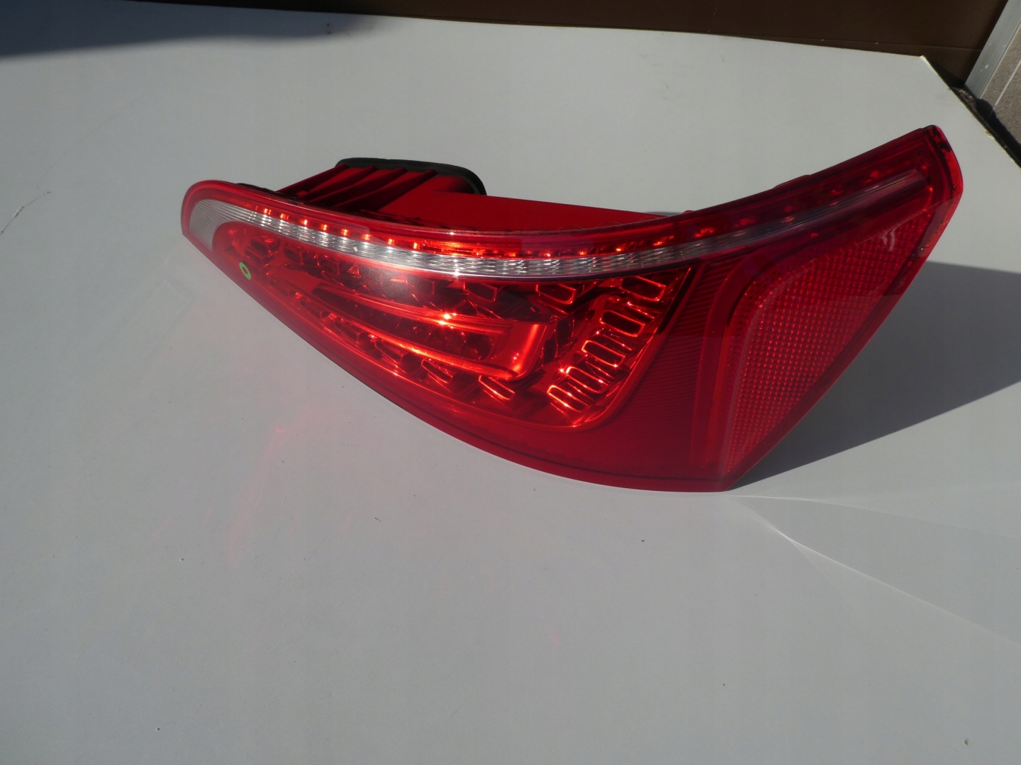 AUDI Q5 light right rear part LED 8R0945094A