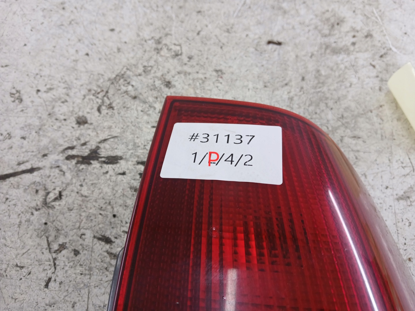 MITSUBISHI SPACE STAR and light right rear part