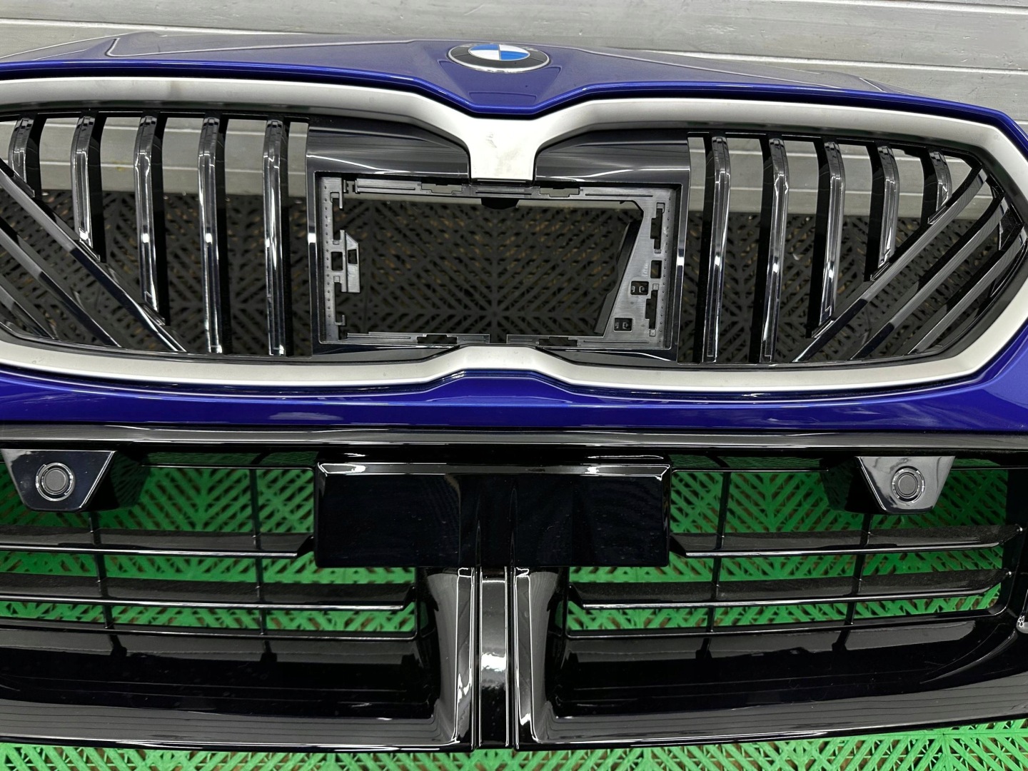 front bumper front BMW 1 F70 M PAKIET USA complete