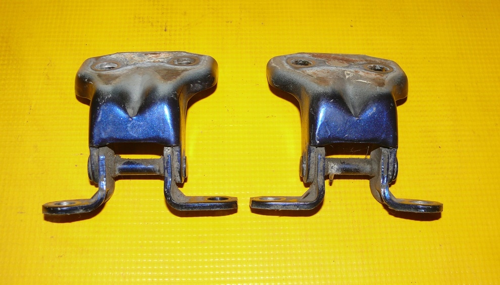 hinges door right front SUBARU LEGACY V 5 E8H