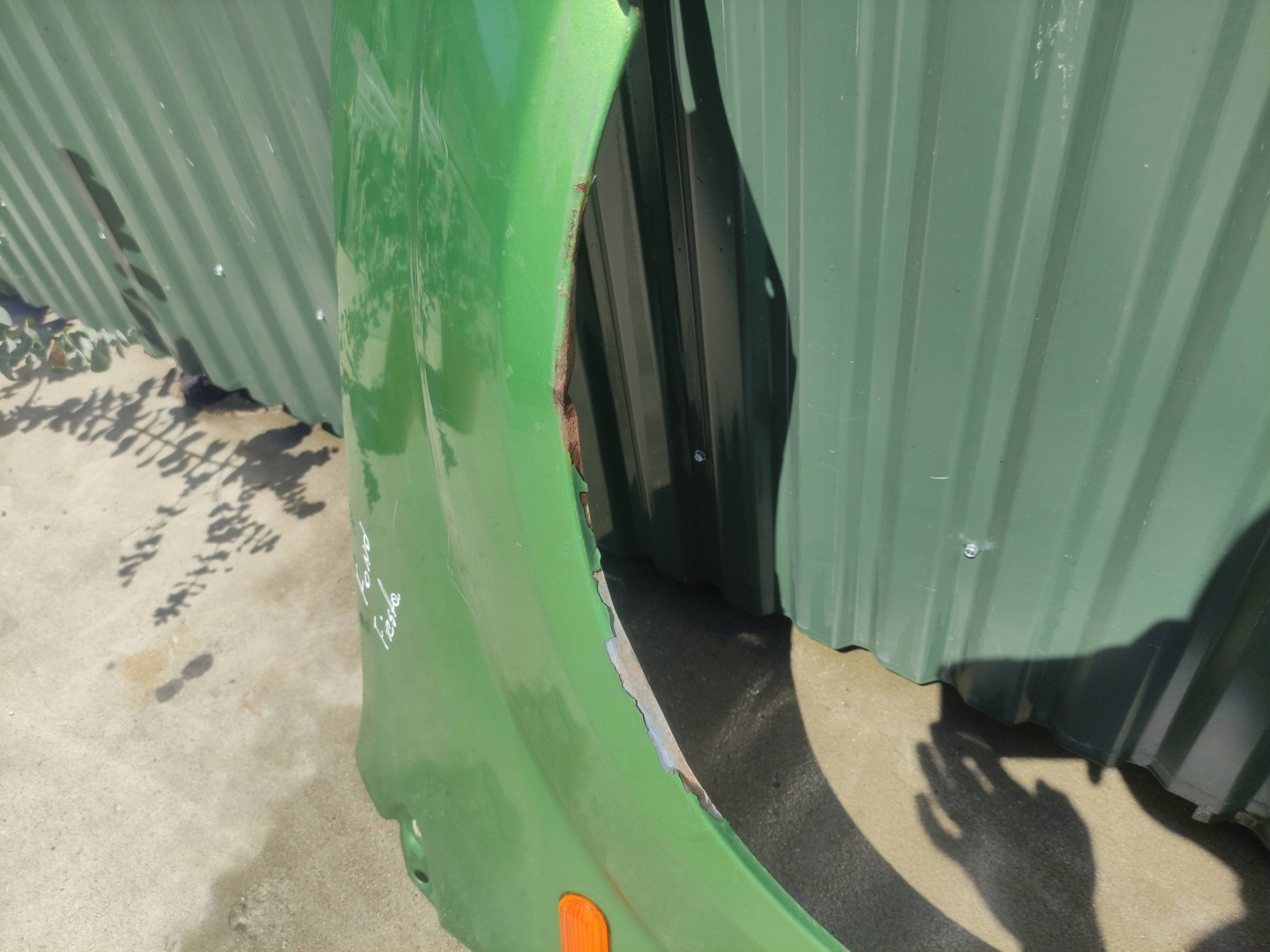 fender right front FORD Fiesta MK6 LIFT 2006