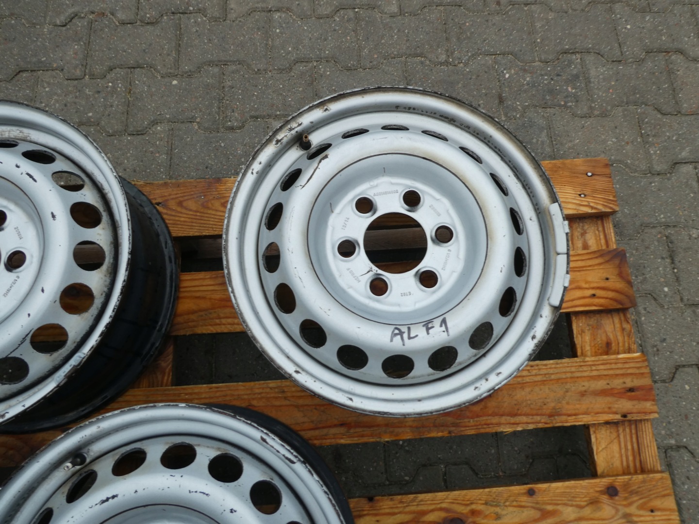 4X discs metal disc MERCEDES SPRINTER CRAFTER A0014014802