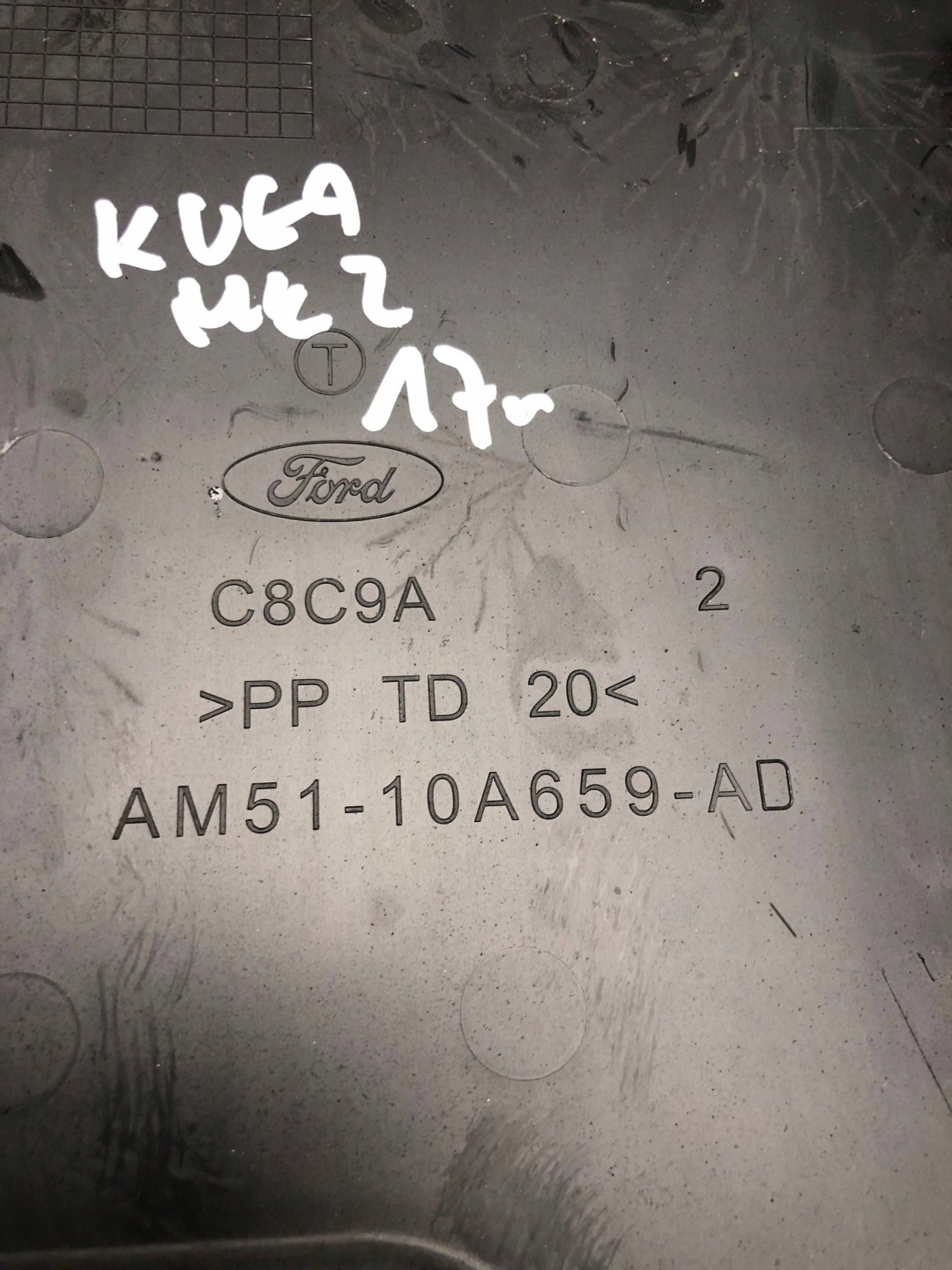 Abdeckung AKUMULATORA FORD KUGA MK2 LIFT AM51-10A659-AD