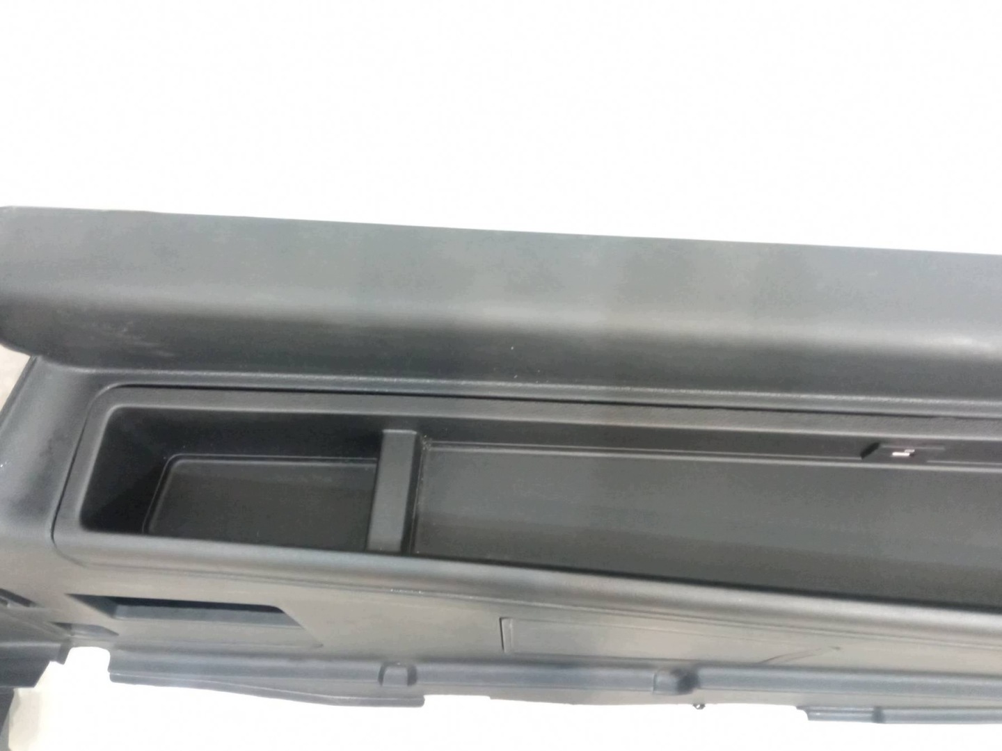 boot upholstery left rear part LONG Lincoln Navigator IV