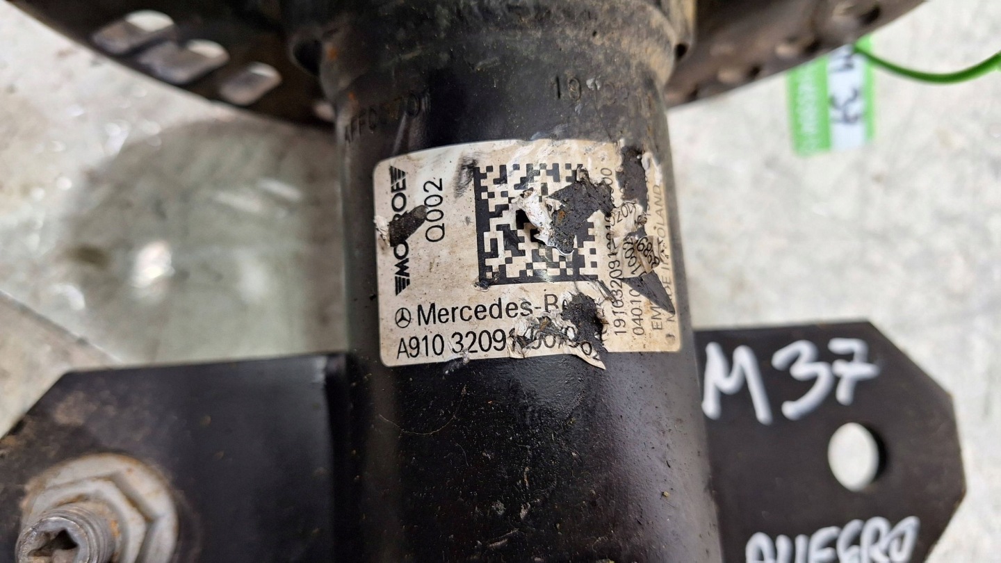 shock absorber left right front A9103209000 MERCEDES SPRINTER W907 W910