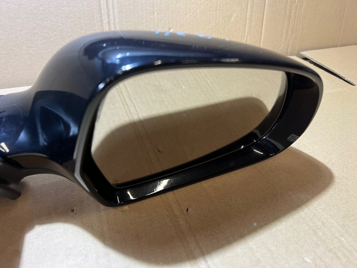 AUDI A3 8P 5D LIFT LZ9Y mirror right 6PIN