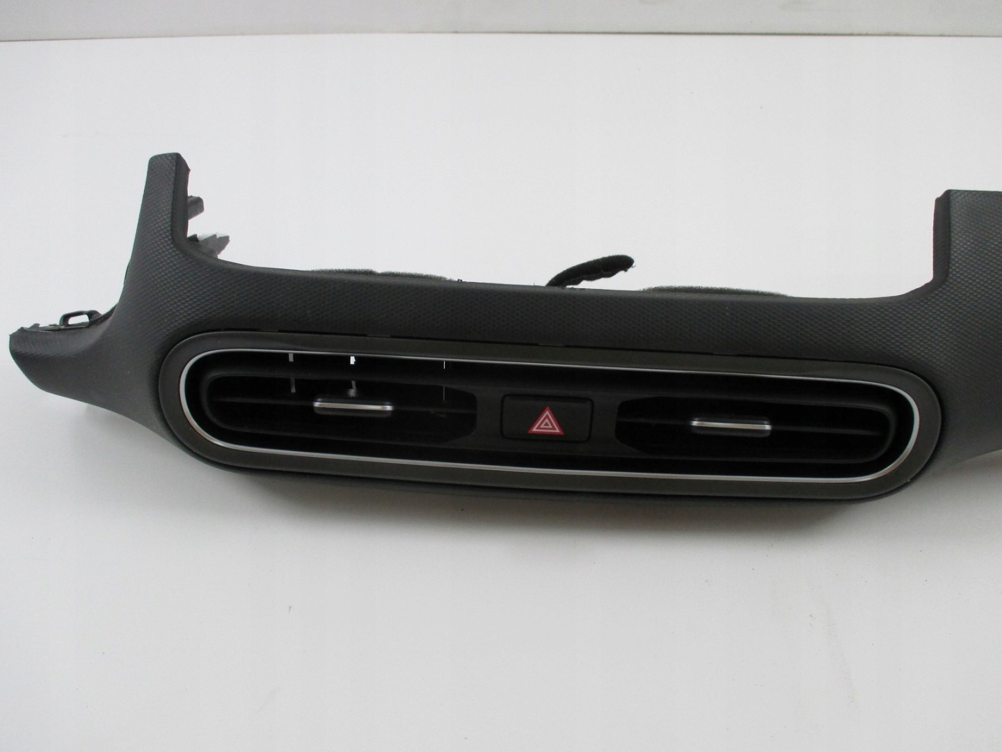 MOULAGE CONSOLE DEKOR HYUNDAI KONA 84777-J9000