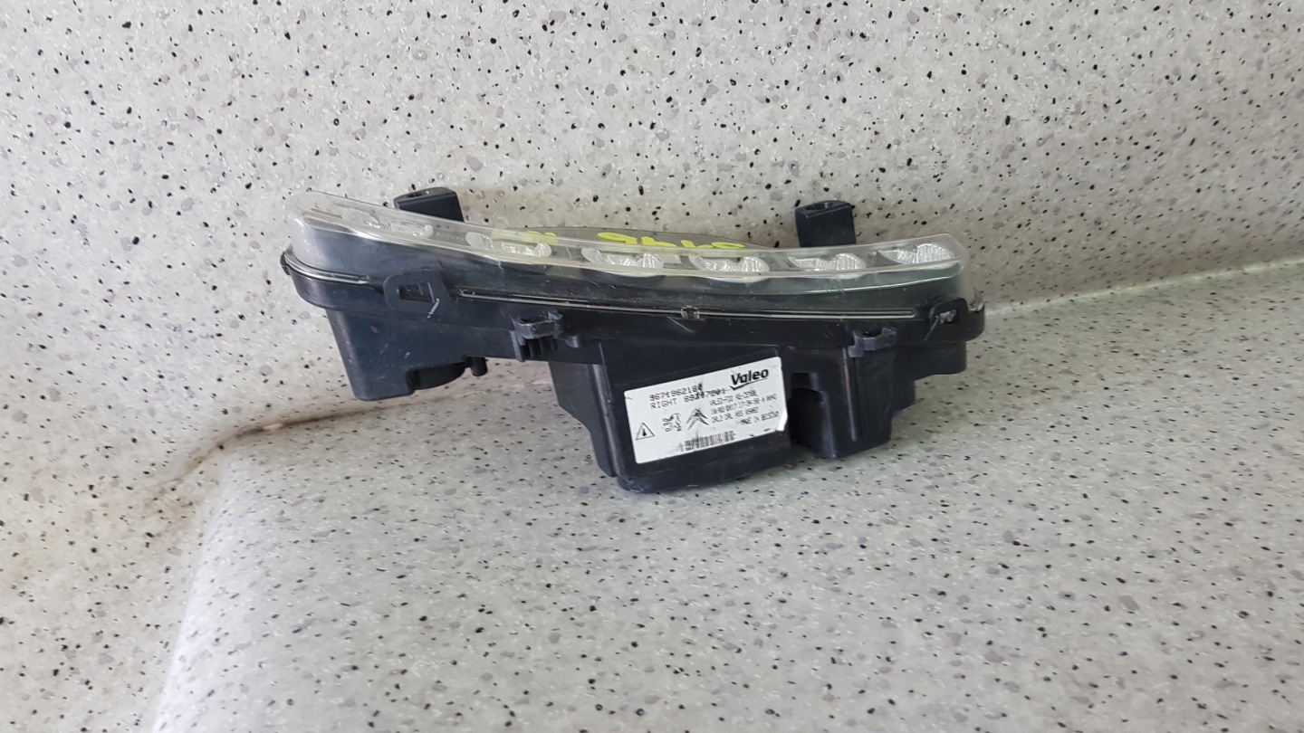 CITROEN DS3 DS 3 2010 - rechts Nebelscheinwerfer LED DRL 3146