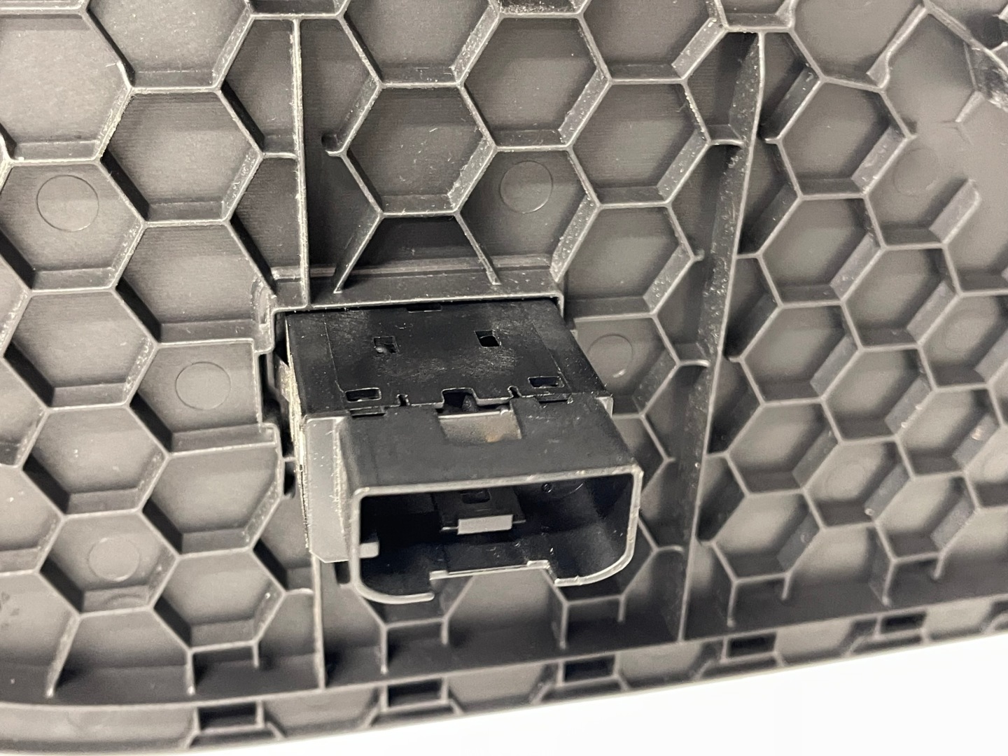VW PASSAT B8 Couvre Console du tableau de bord 3G1858248C