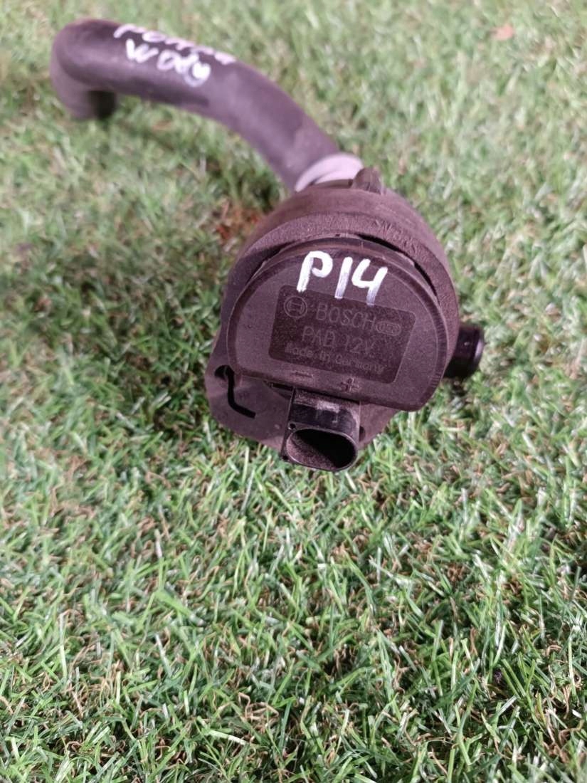 supplementary water pump Mercedes ML W164 r2010