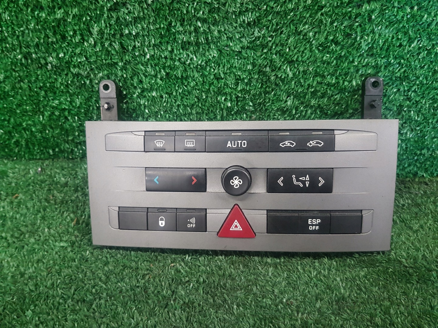 control panel air conditioning devices PEUGEOT 407