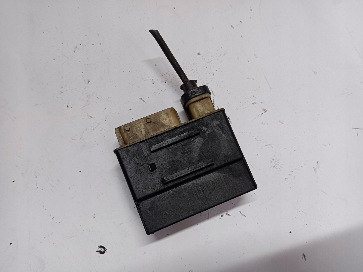 Relè VENTOLE Peugeot 9652021180