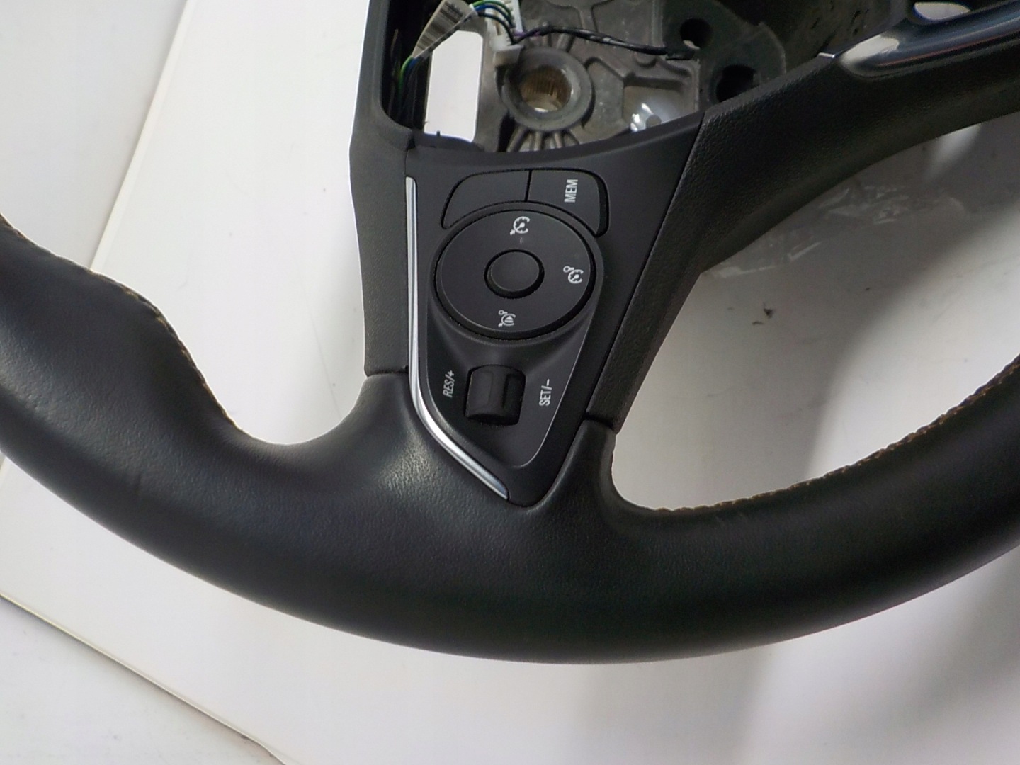 OPEL CORSA E steering wheel, wheel 34225200E 39109281