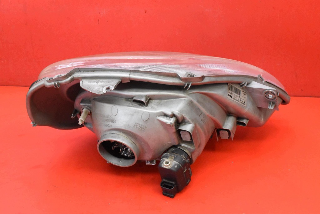 REFLEKTOR left light front EU 7700311371 RENAULT TRAFIC 2 II 01-06