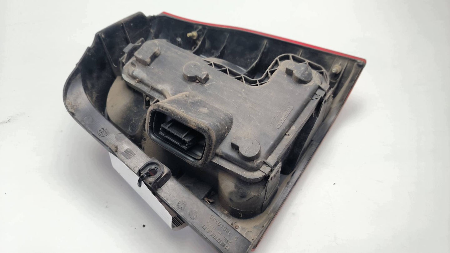 light left rear part 38030748 VOLKSWAGEN LUPO