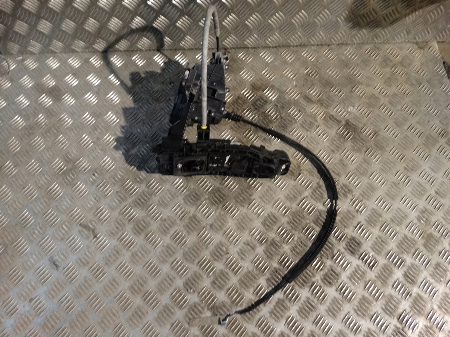 lock door front left MERCEDES W167 COUPE 1