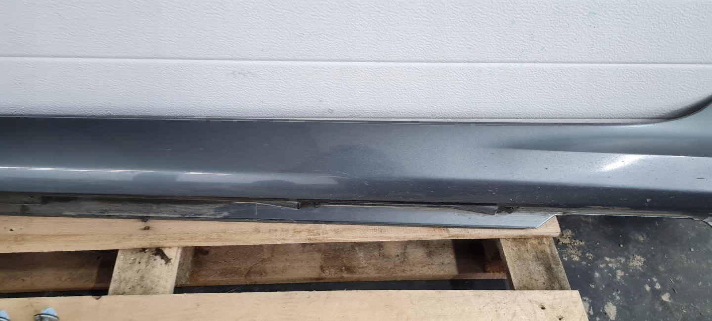 A6 C8 4K moulding cap threshold left SLINE LZ7S 4K0853855A