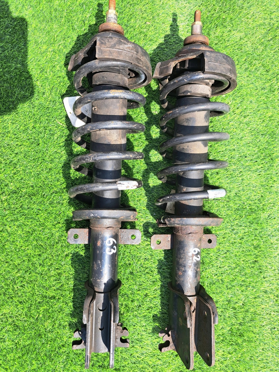 TRAFIC VIVARO PRIMASTAR 8200212633 shock absorber front original MCPERSON