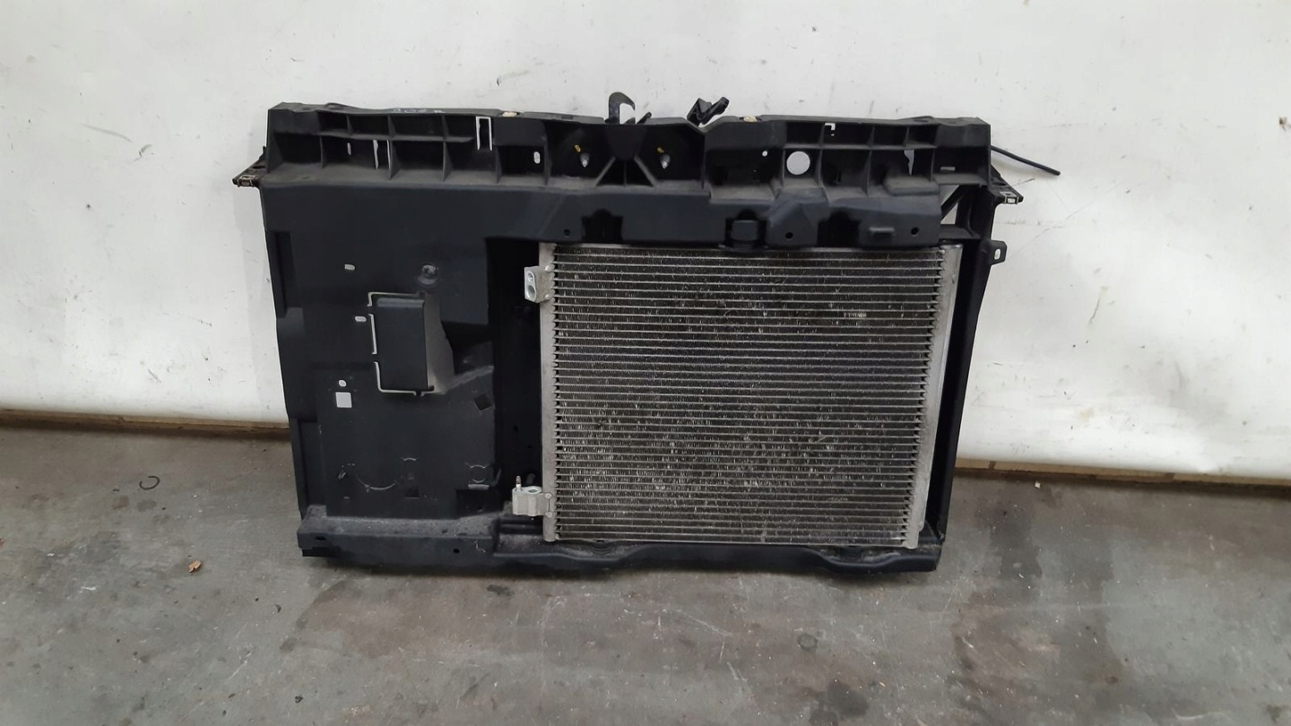 support panel for radiators radiator Peugeot 207 SW 1,6 VTI