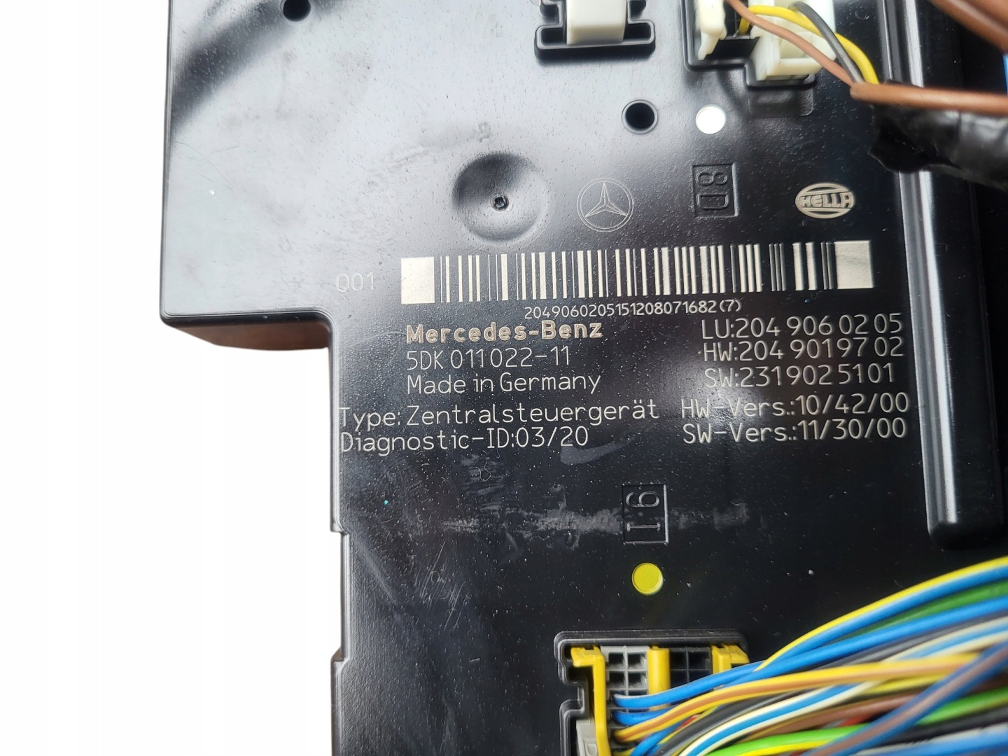 control unit module SAM MERCEDES W204 2049060205