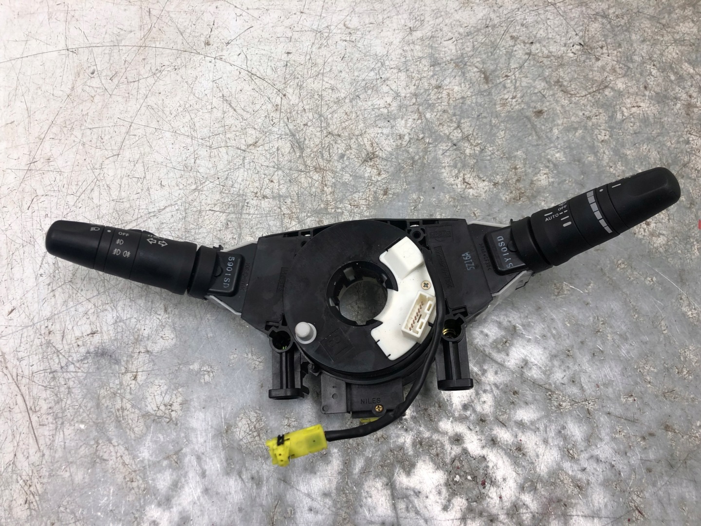Kombischalter NISSAN NOTE E11 255609U00C
