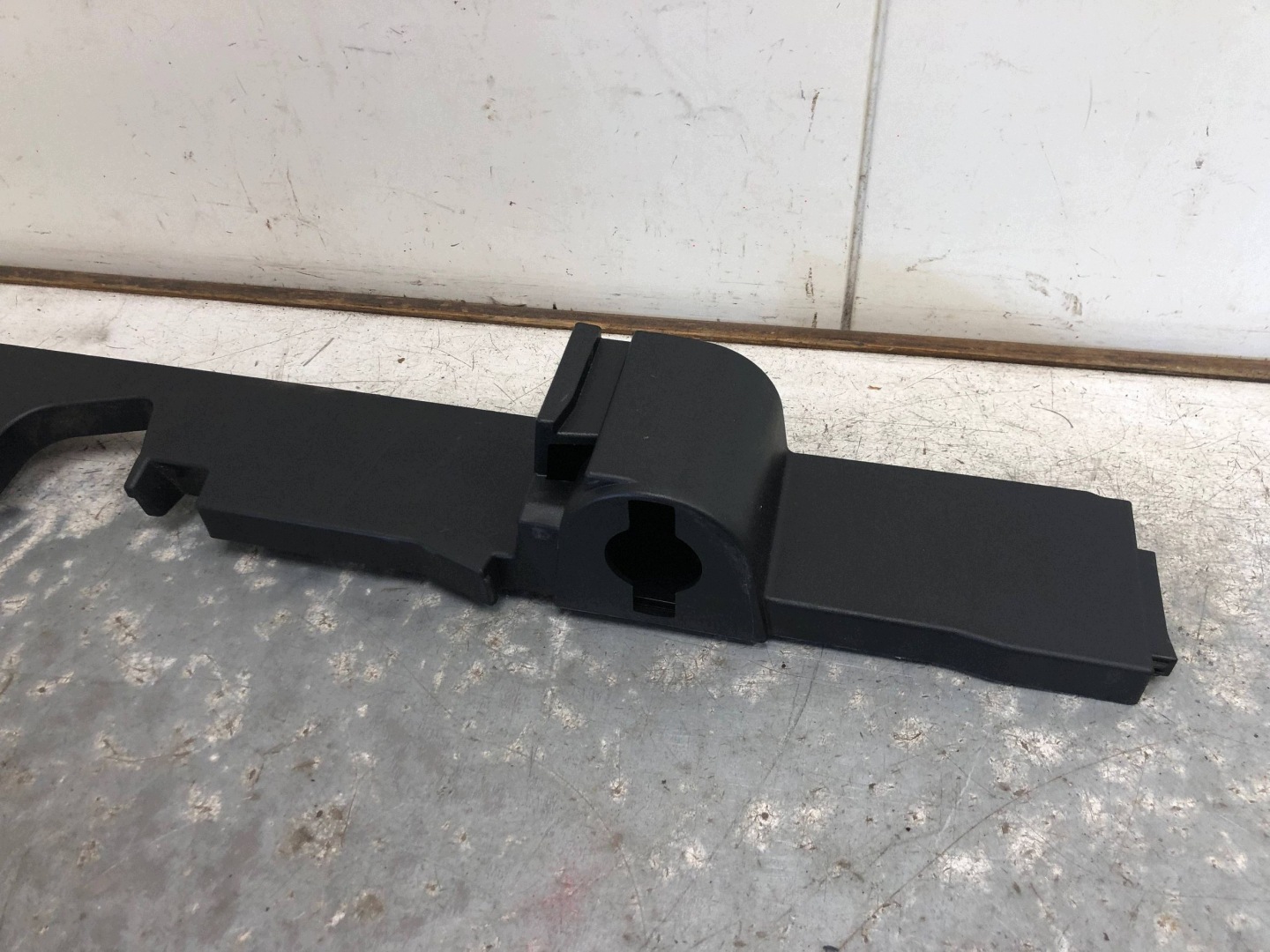 moulding boot right VW GOLF VII KOMBI 5G9864512F