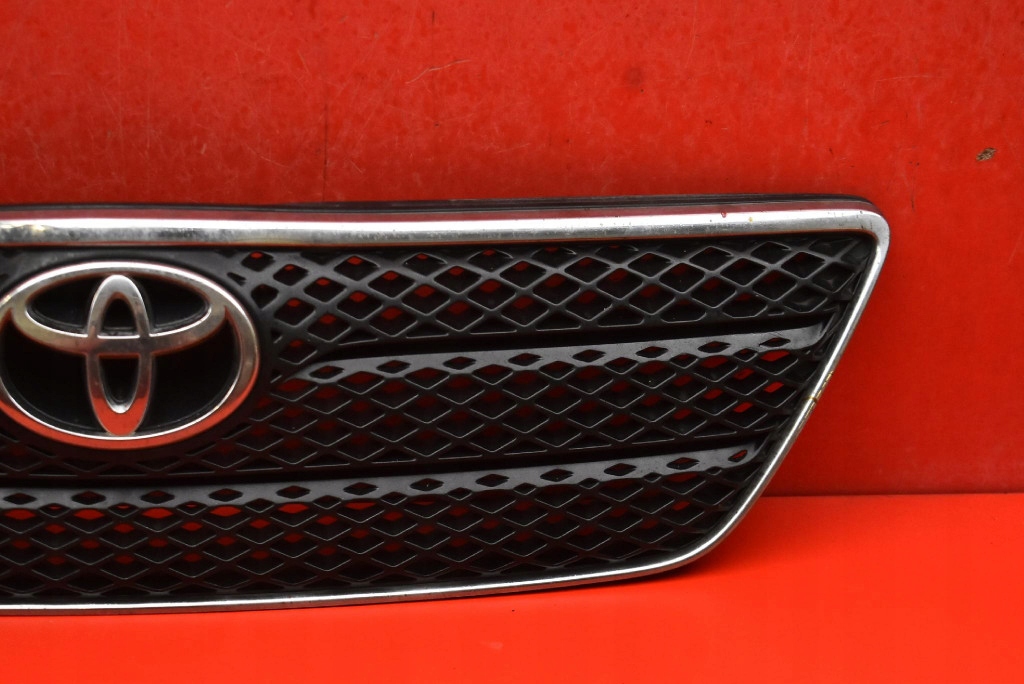 GRIGLIA nero 53114-02010 TOYOTA COROLLA E12 00-08