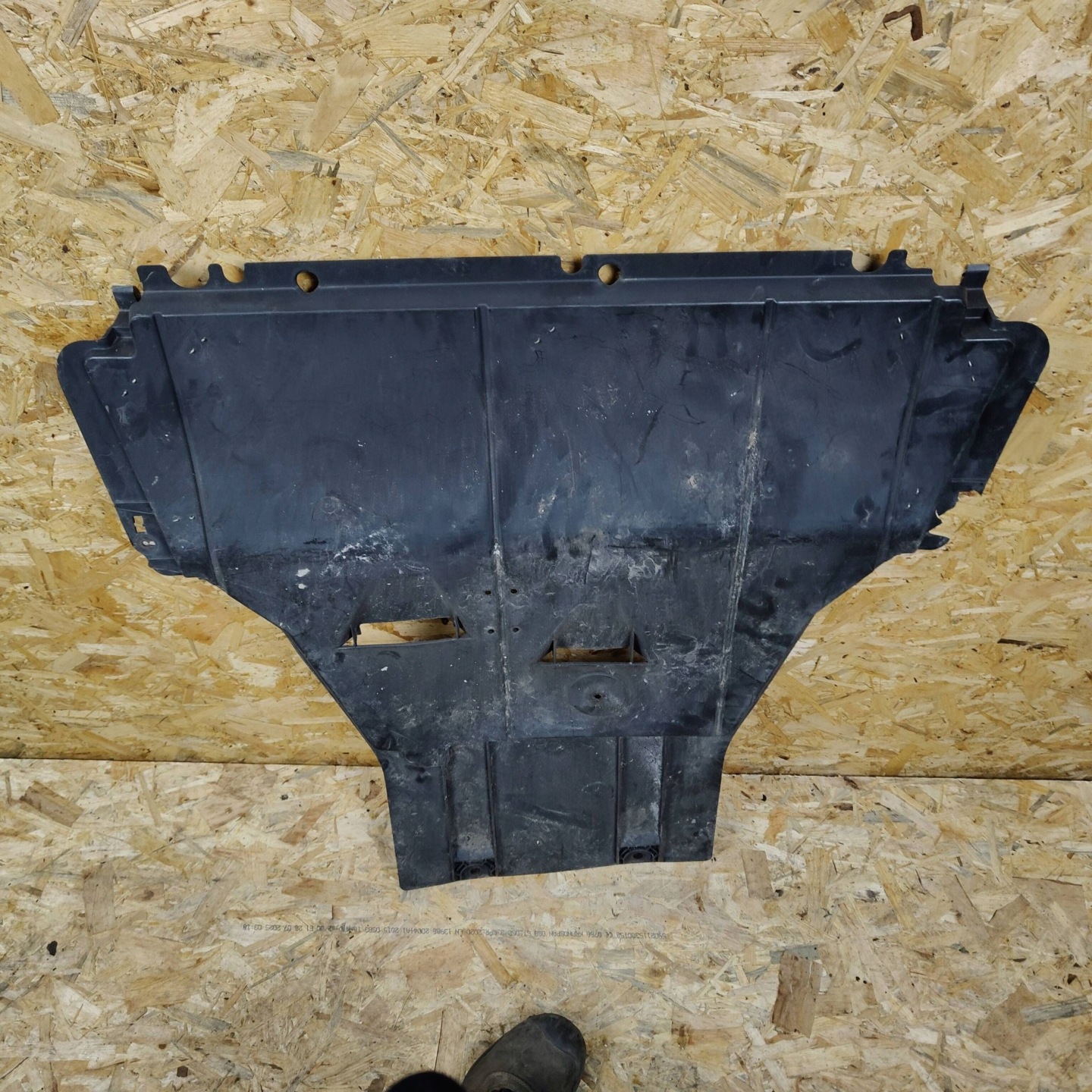 cover below engine Renault Megane III scenic III 758900006R