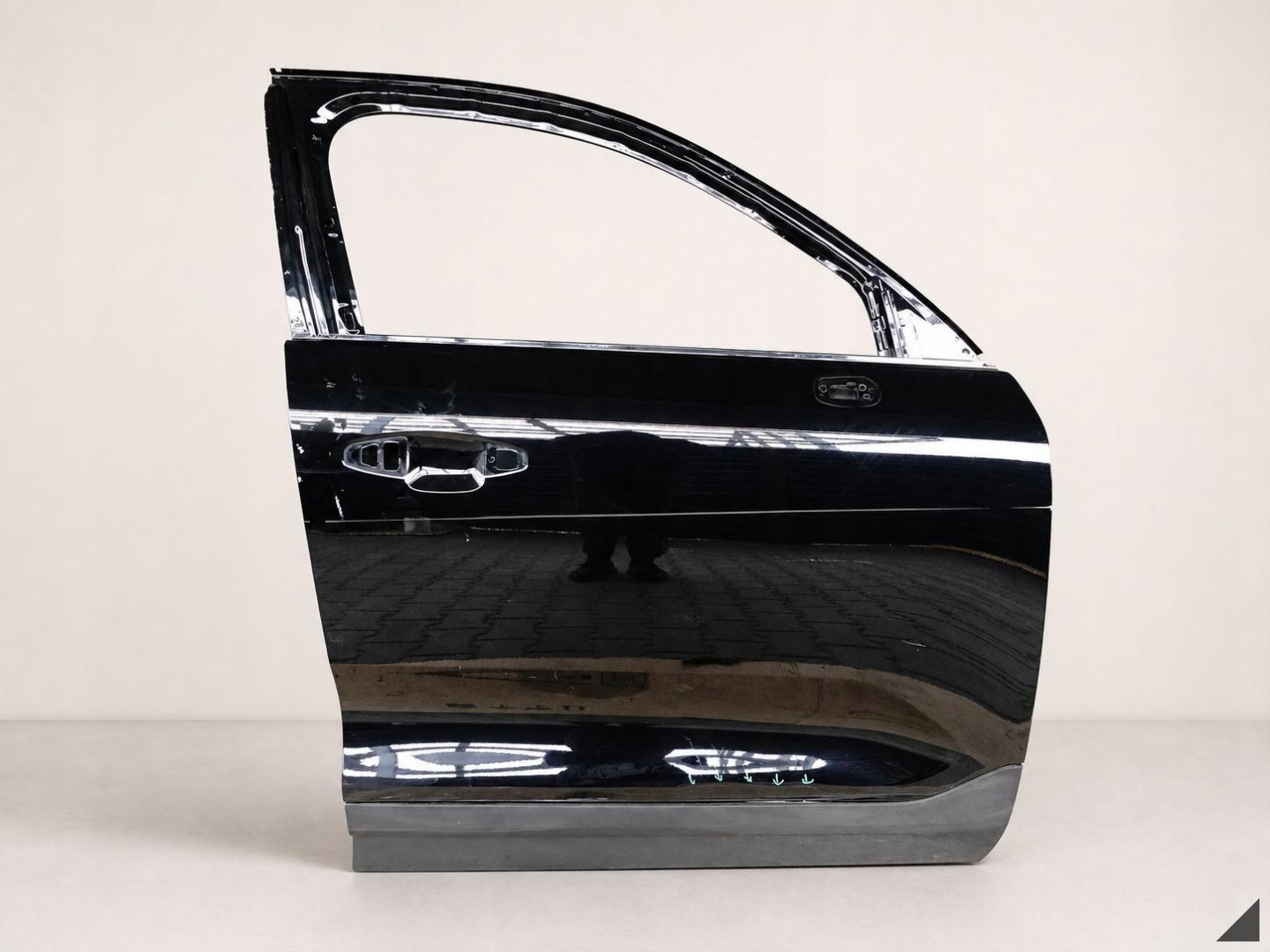 VOLVO XC40 EX40 17- door DOOR front right + moulding