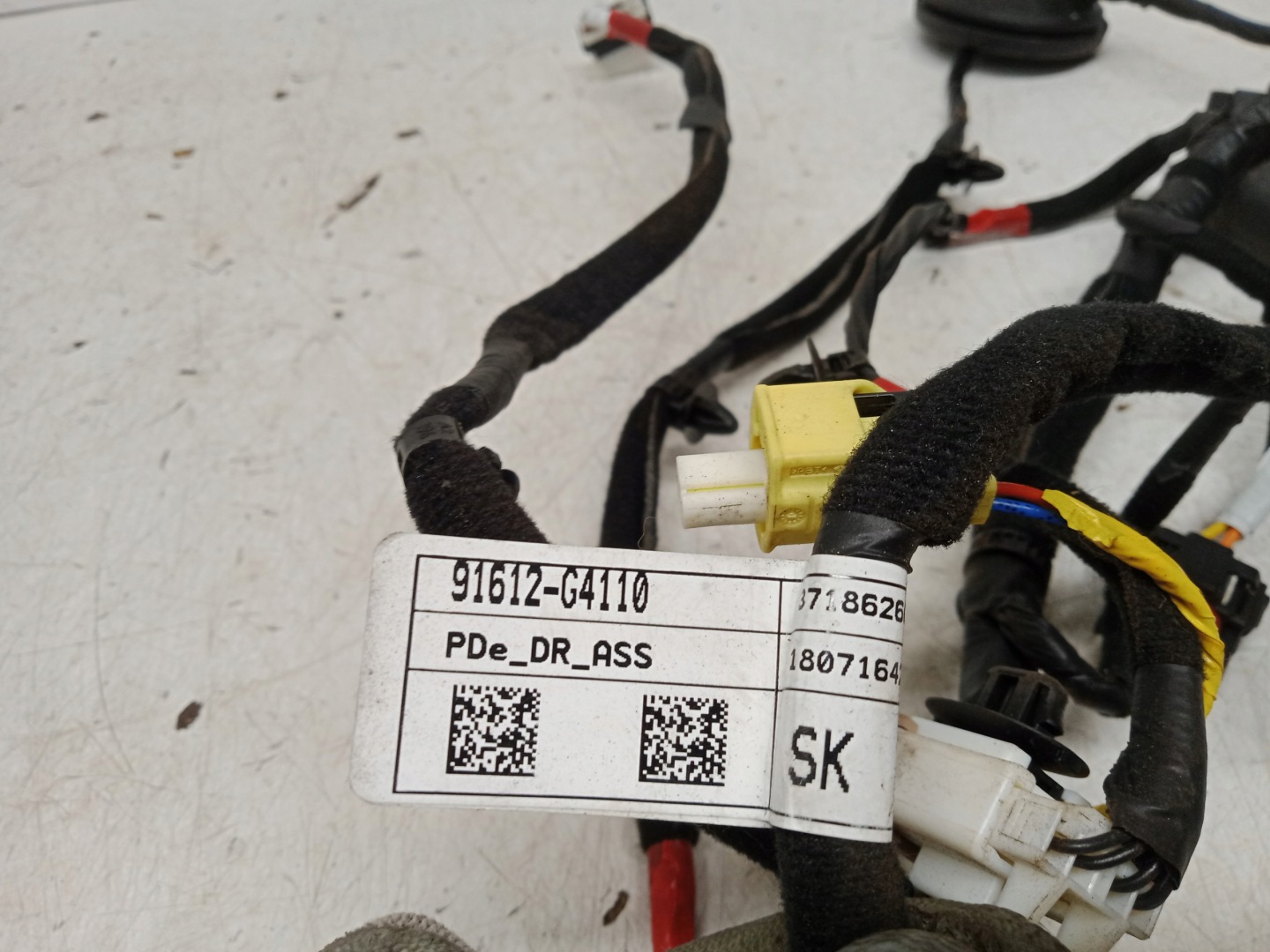 HYUNDAI I30 III bundle wiring door left front 91612-G4110 2017