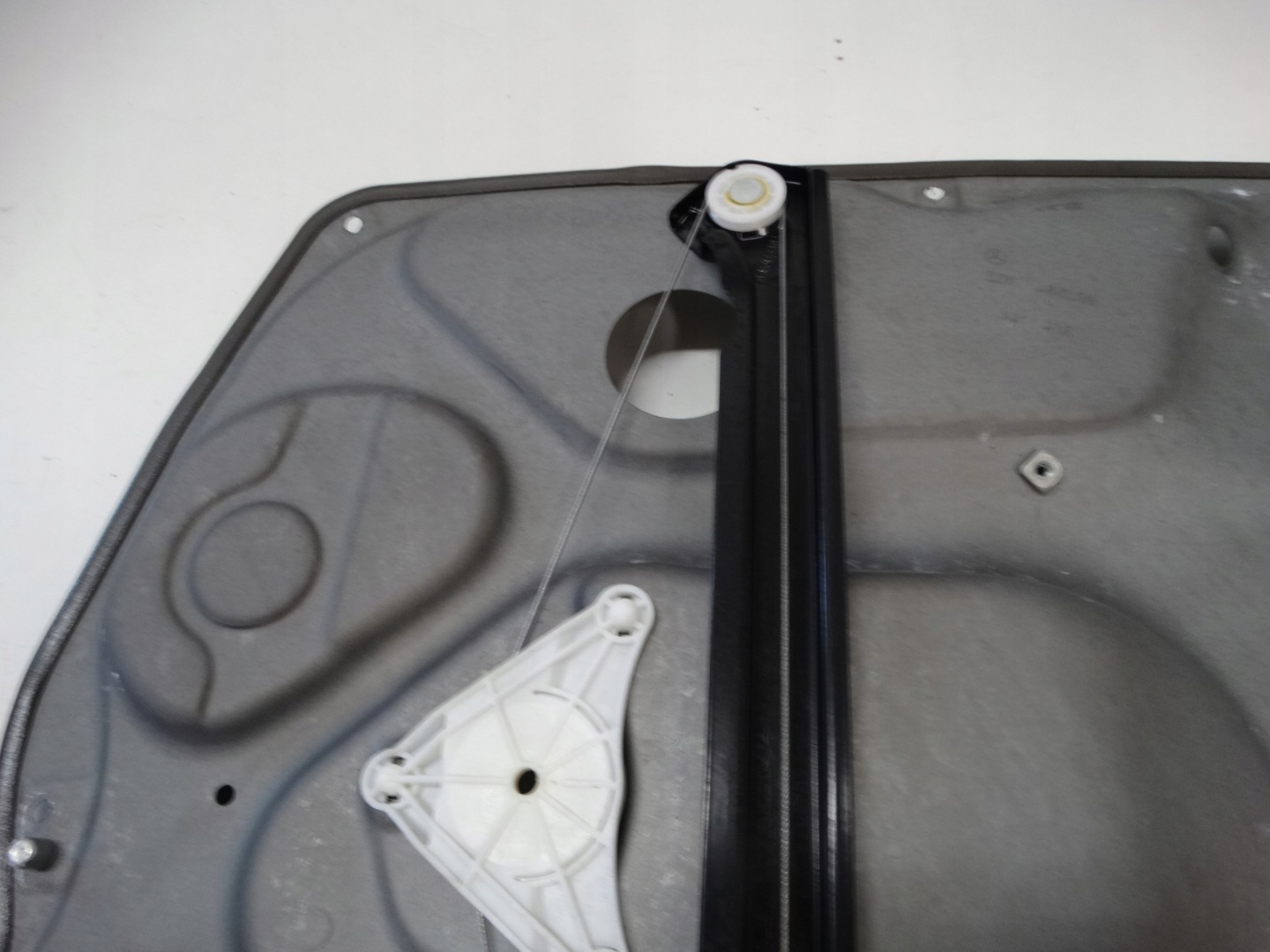 mechanism windows left rear part MERCEDES W169 A1697301379