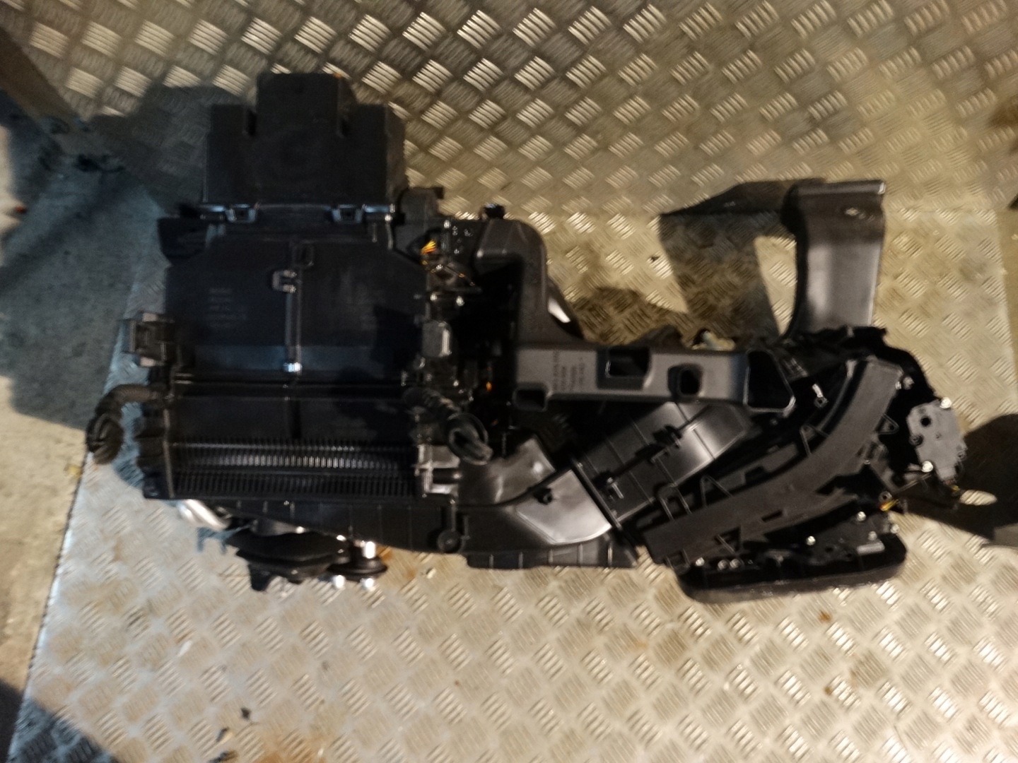 IDEALNA heater KPL. AUDI A6 A7 C8 4K 1