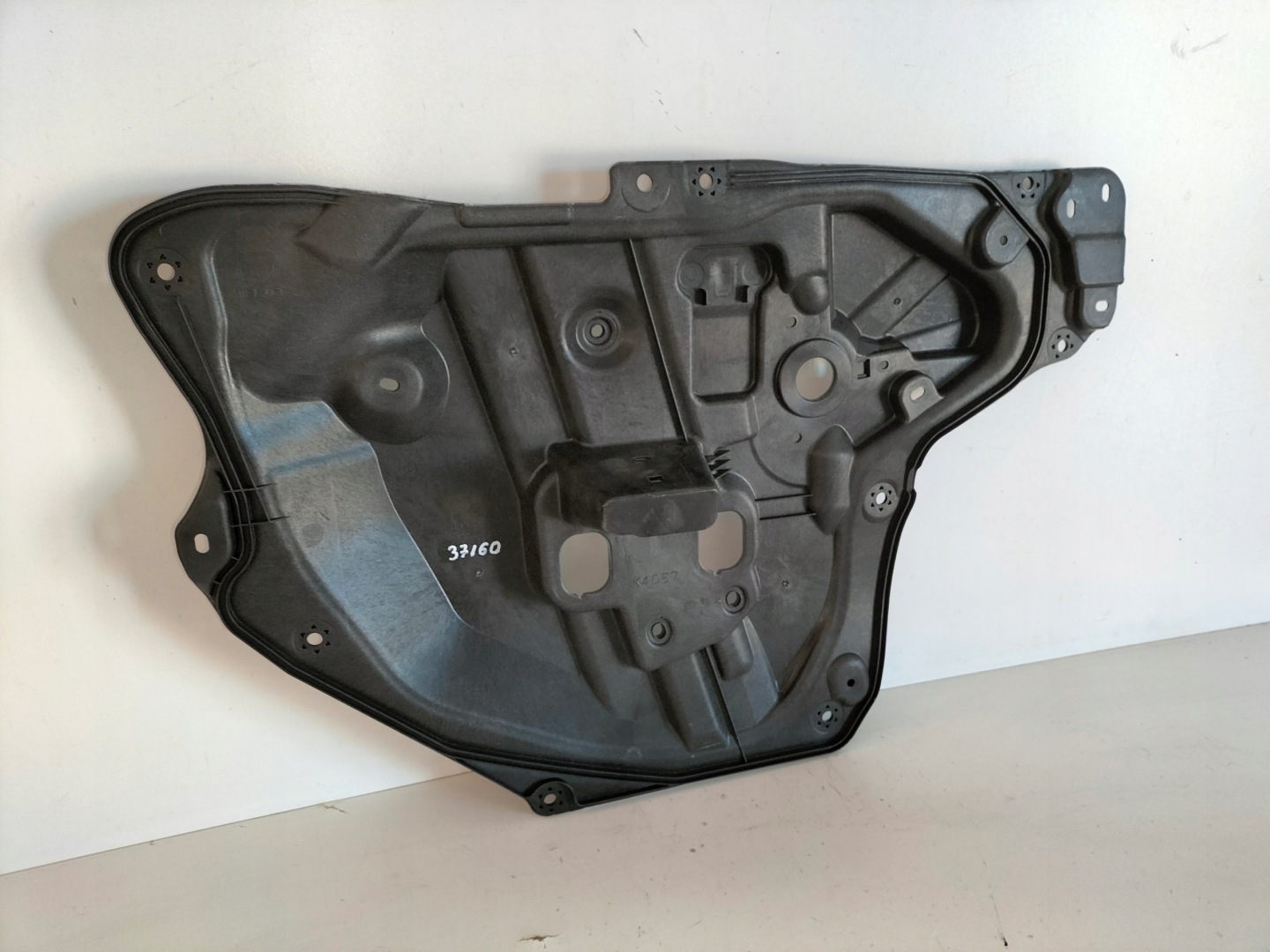 cover podnosnika door front left MAZDA 3 BM 13