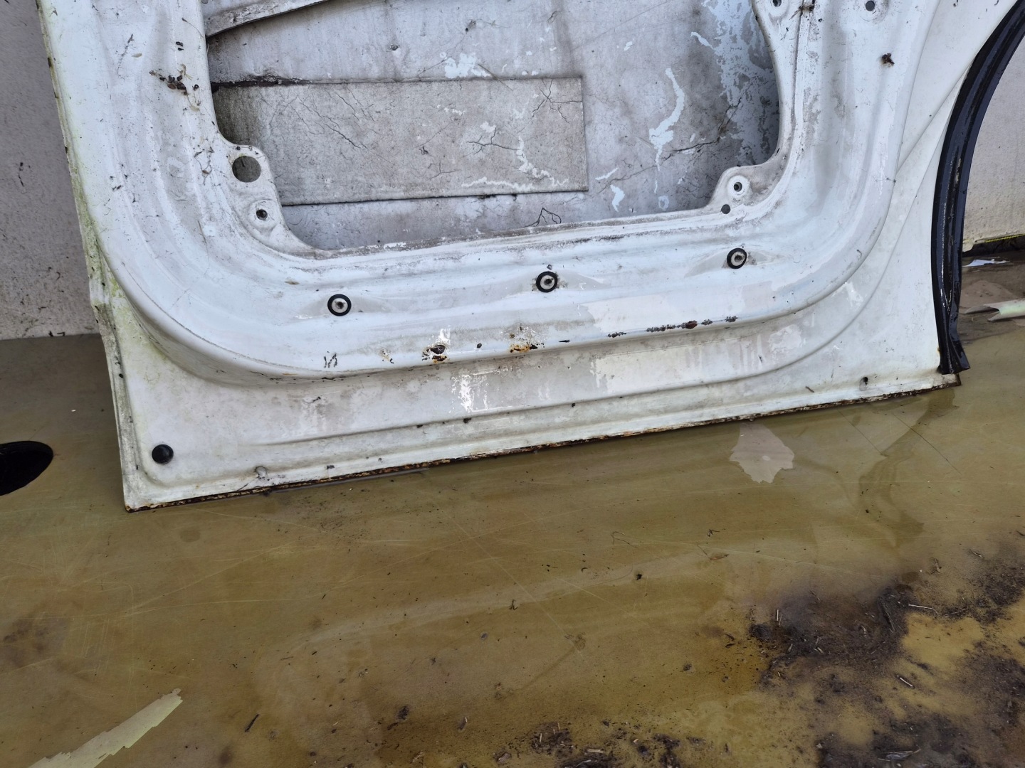 door front left VW T5 T5 LIFT front kierowca/ driver´s biale