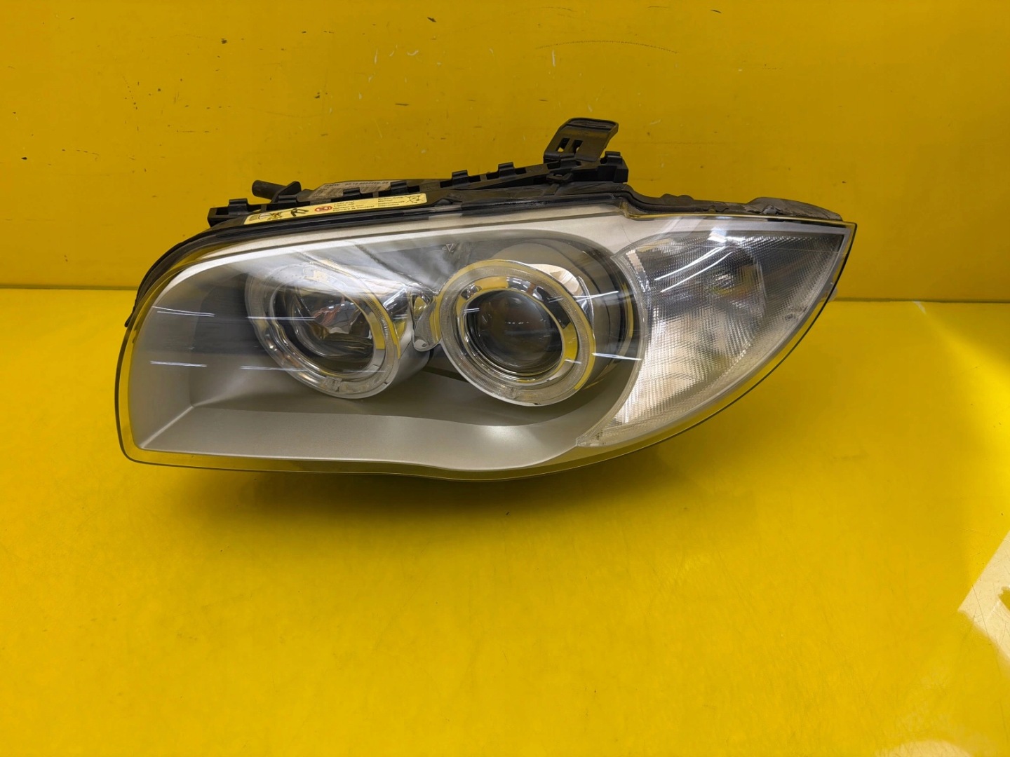 light left BMW 1 E81 E87 E82 Xenon 6924489-08