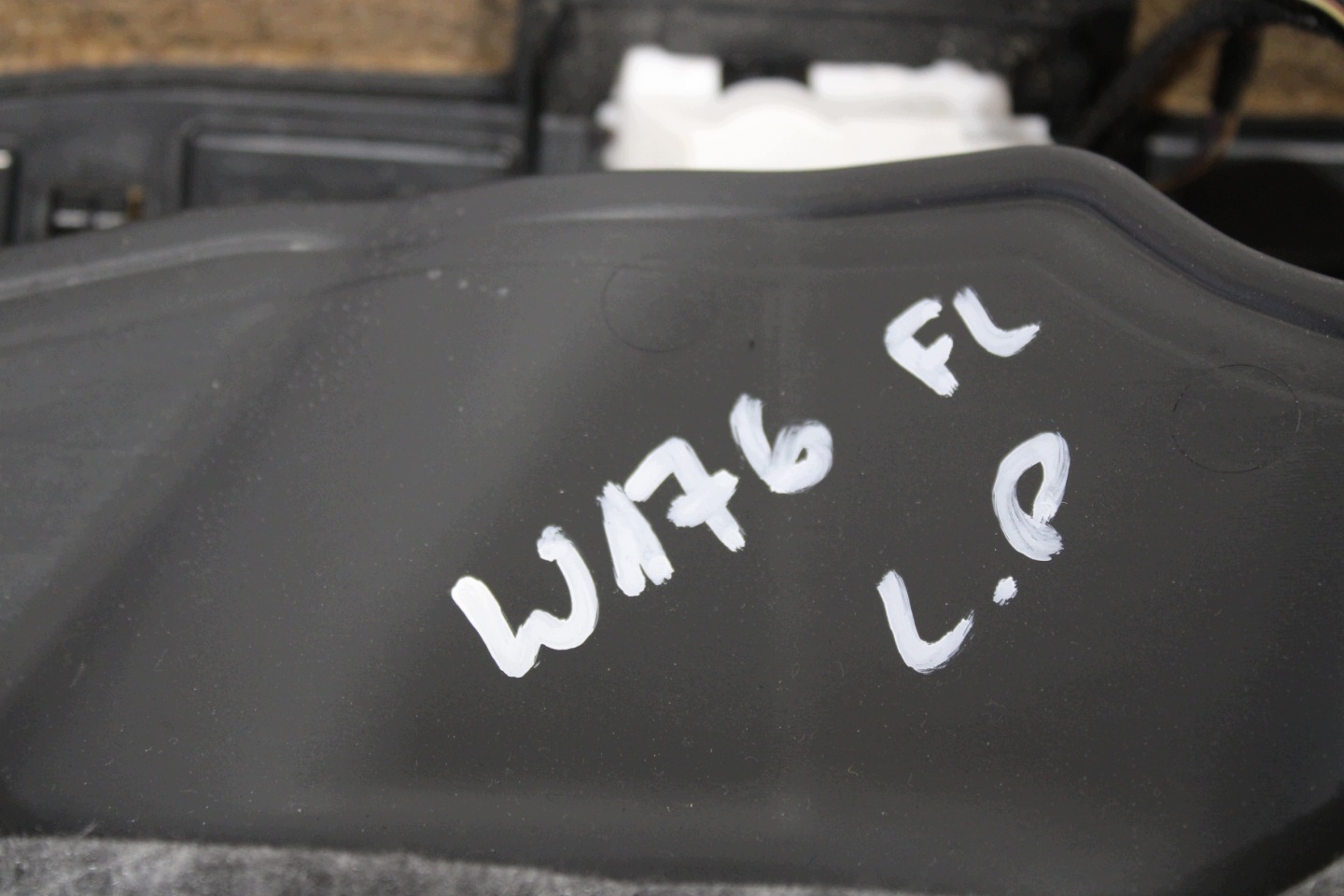 upholstery side door left front MERCEDES A-KLASA W176 LIFT