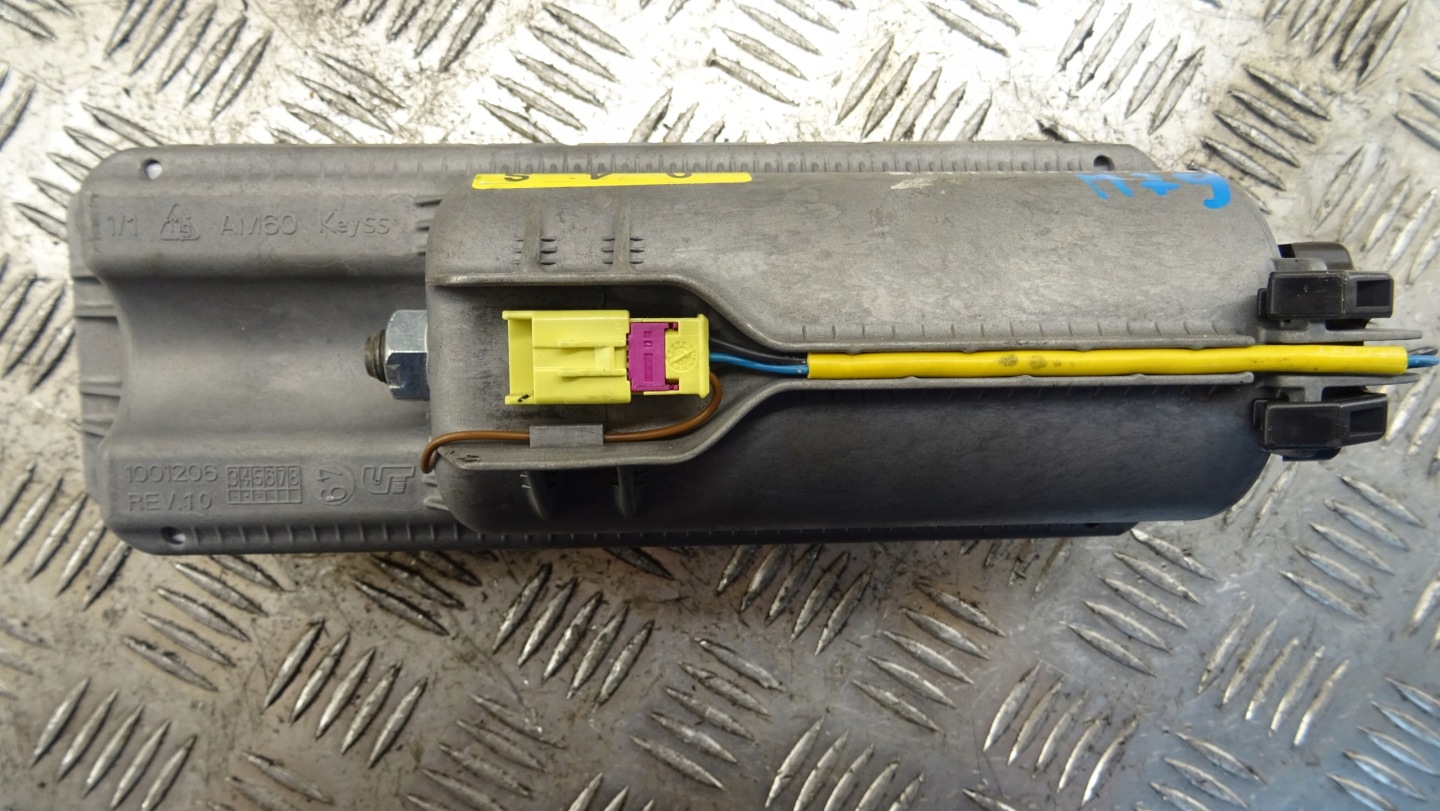 passenger airbag airbag Audi OE 8P0880202 NR M79