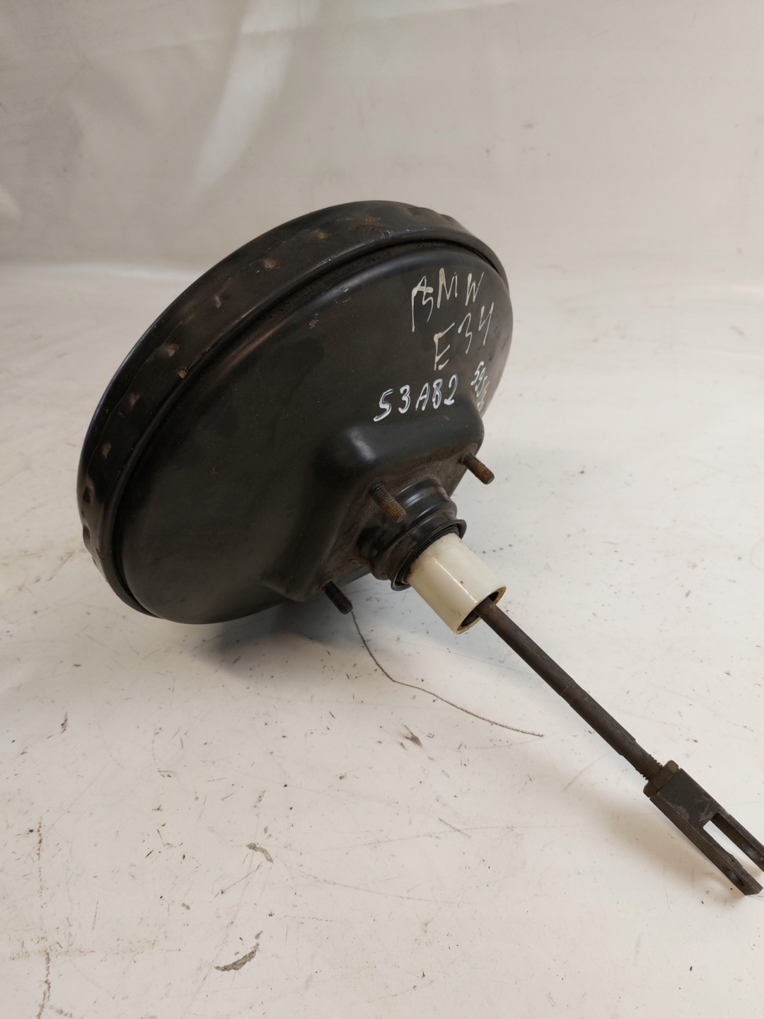 BMW 5 E34 servo brake