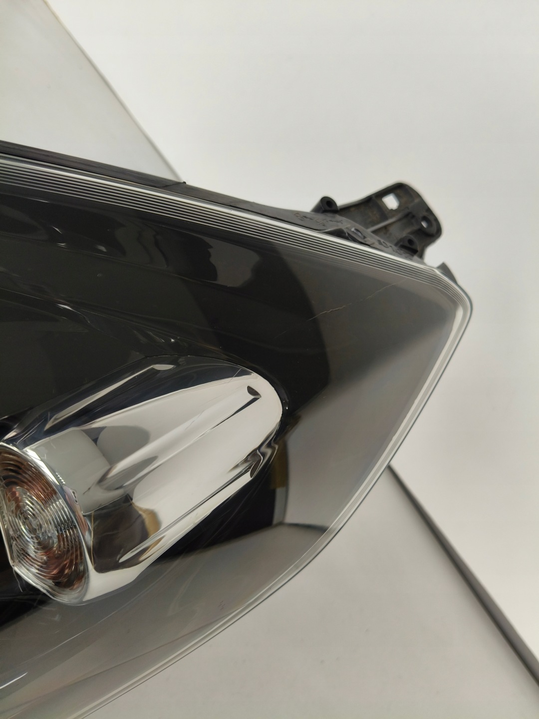 light left REFLEKTOR OPEL VECTRA C 05- LIFT XENON