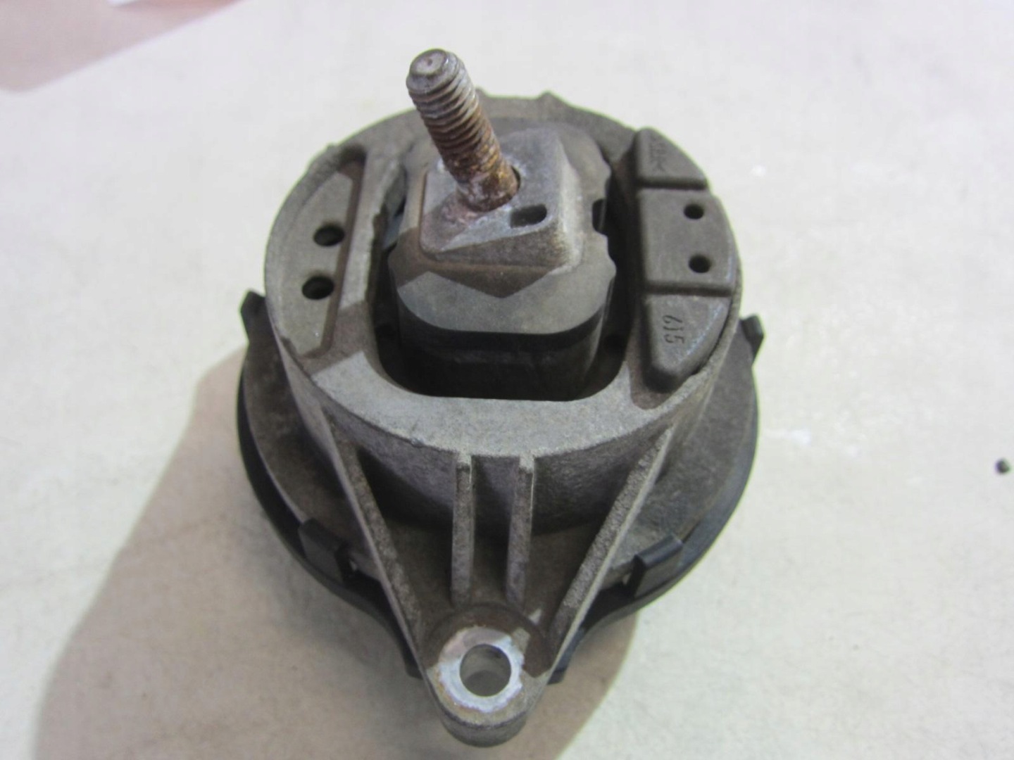 BMW X3 F25 N52 N55 engine mount left 6785711