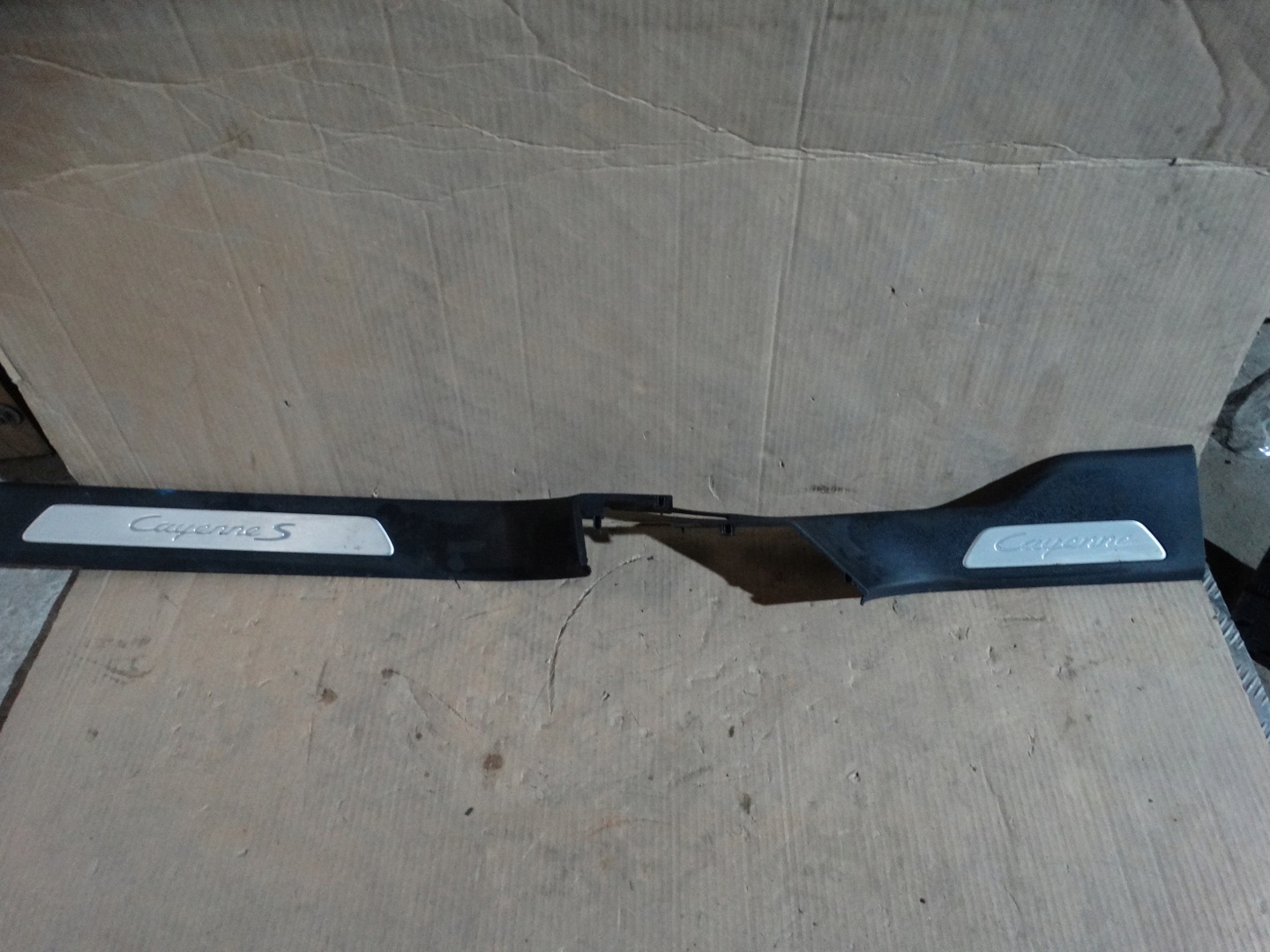 moulding cap threshold left PORSCHE CAYENNE 9Y S 1