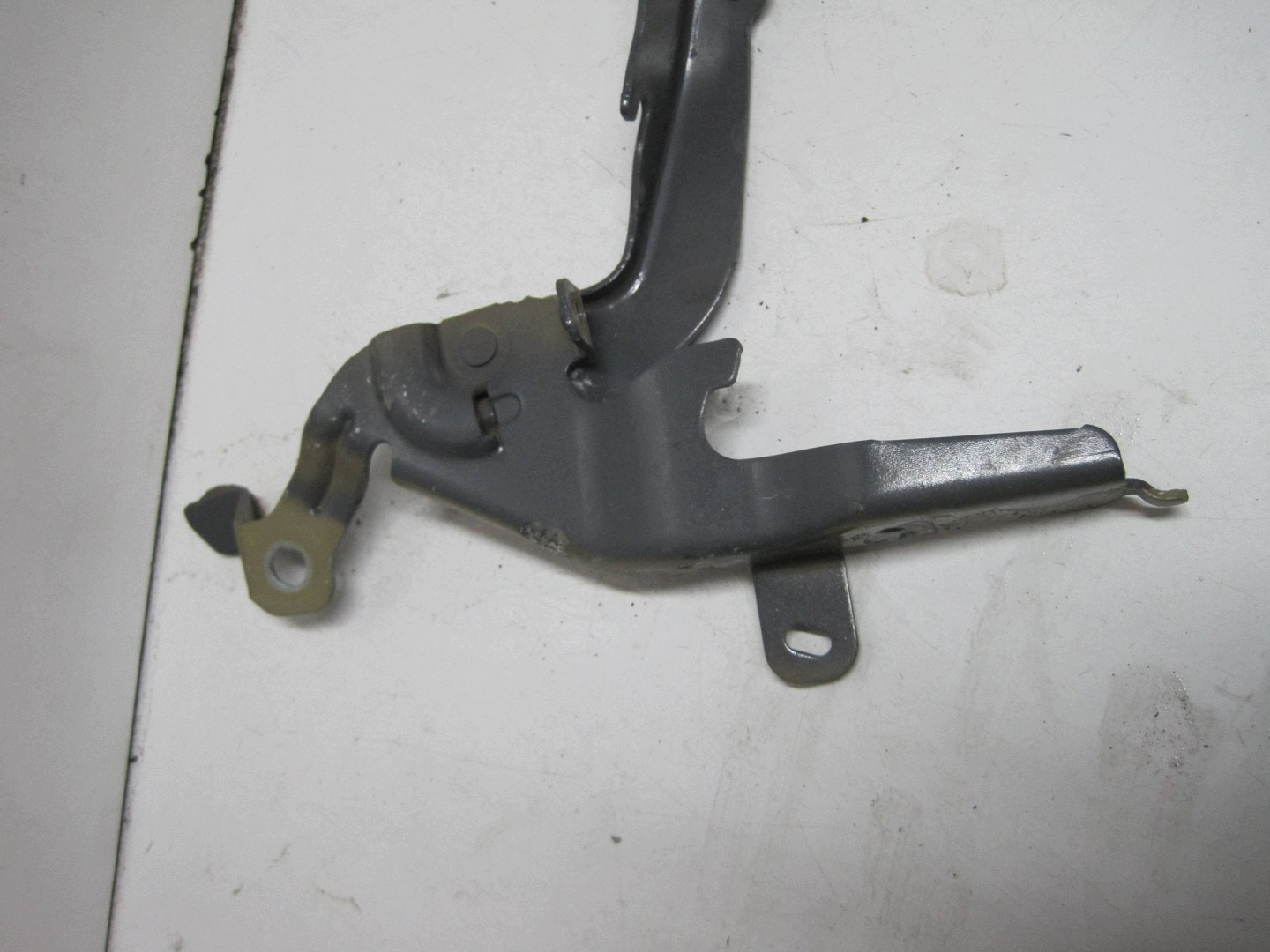 bonnet hinges left PEUGEOT 2008 II 9839901480